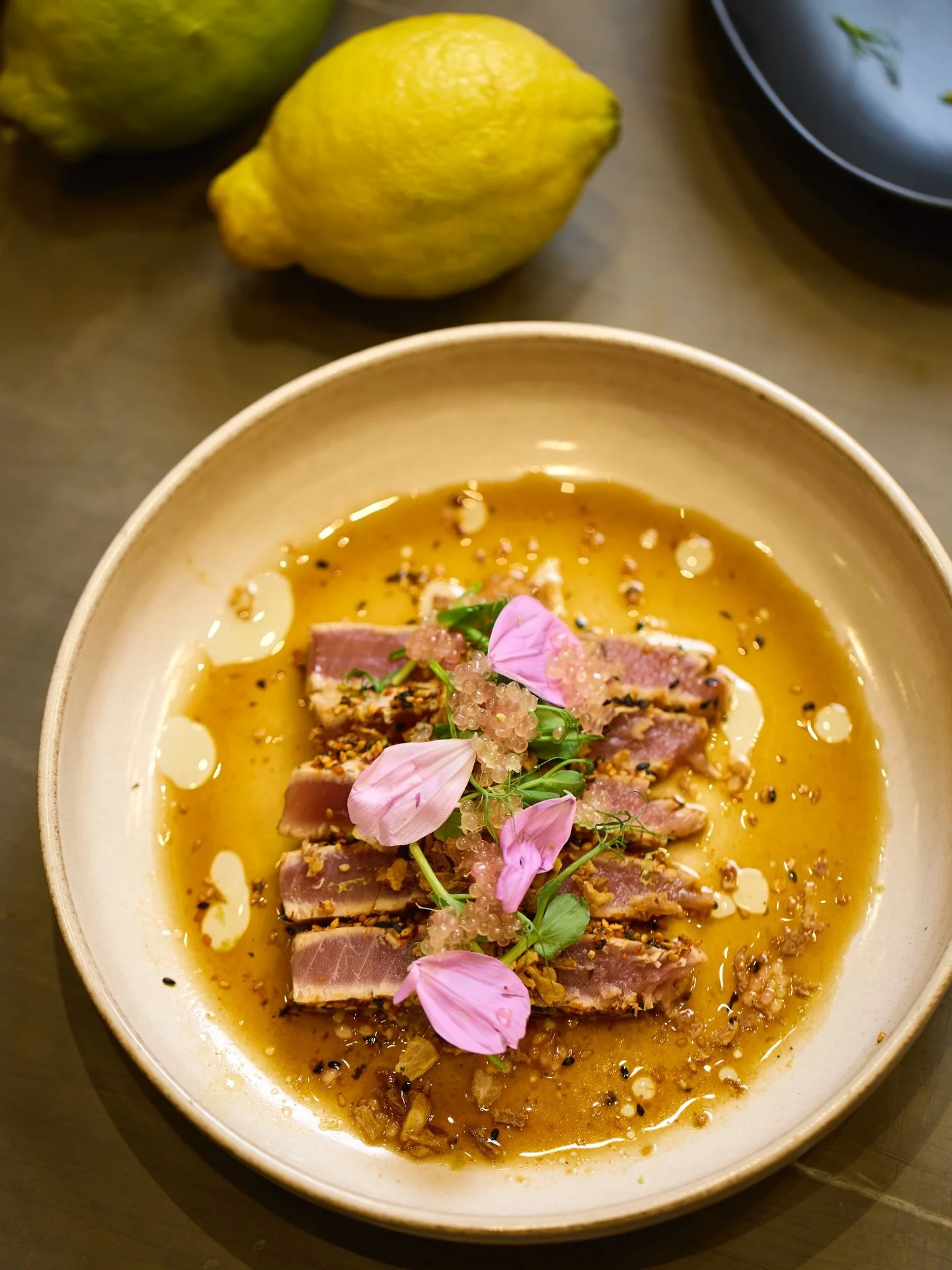 Our client @fontana.london create stunning interiors as a work of art using the finest Italian materials. 

So I relished the challenge when they commissioned a series of global dishes fusing quality ingredients with quintessential Italian flair. 

I