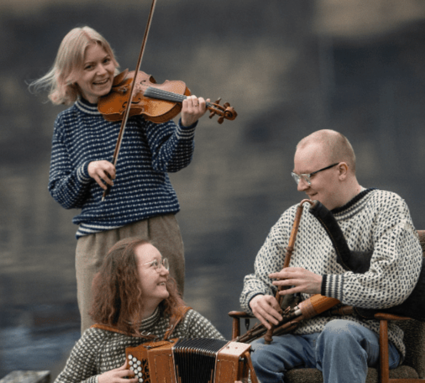 Anglo-Norwegian Trio Vesterveg + Dance Workshop