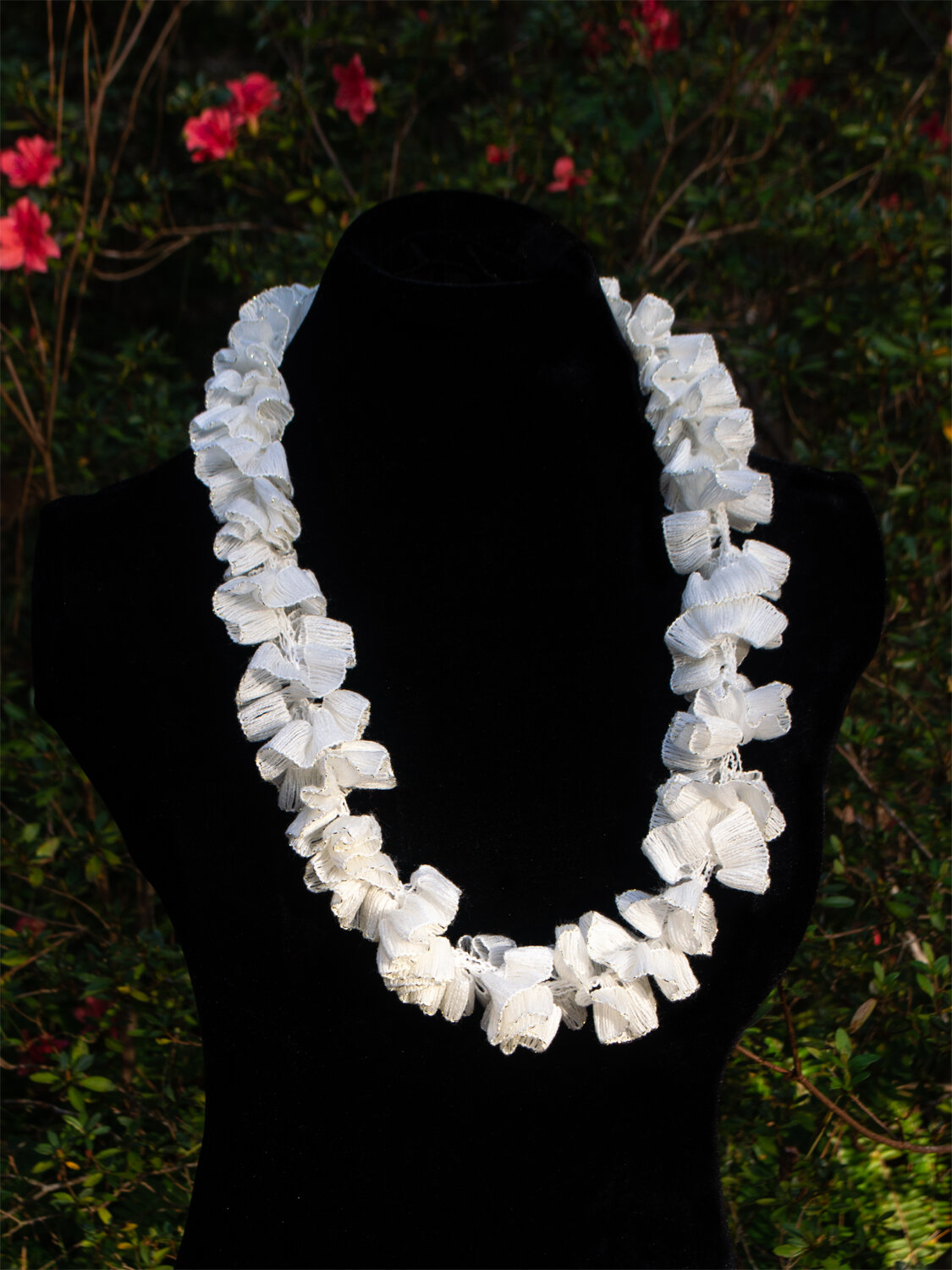 White and Silver Fiber Lei