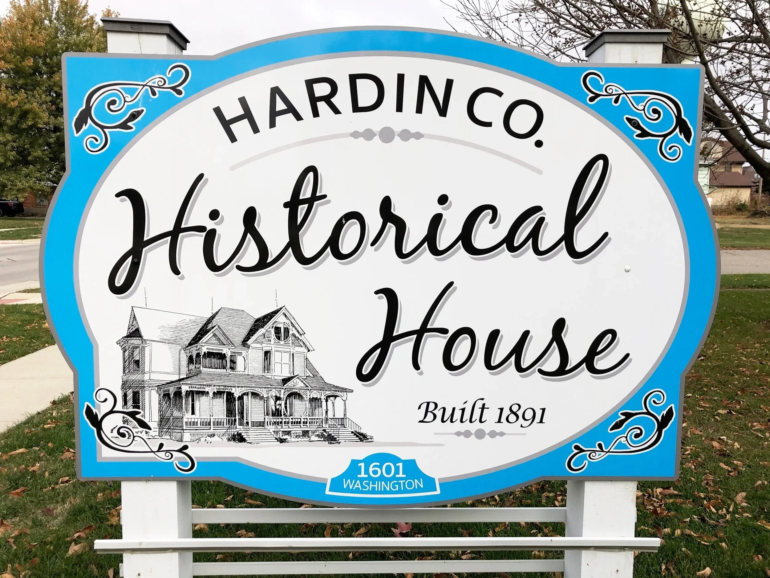 Carriage House Sale: Day 1!