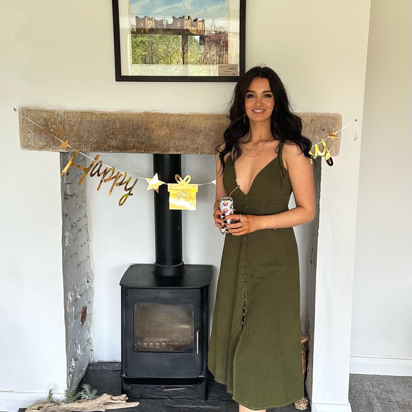 Turning 27 was a dream 🫶🏽 I had the best weekend surrounded by the most special people! 

We went to Newcastle and I couldn&rsquo;t wait to wear this @catscrowroad dress I had dyed a lovely olive green 🫒 Swipe to see the before colour! 

How was y