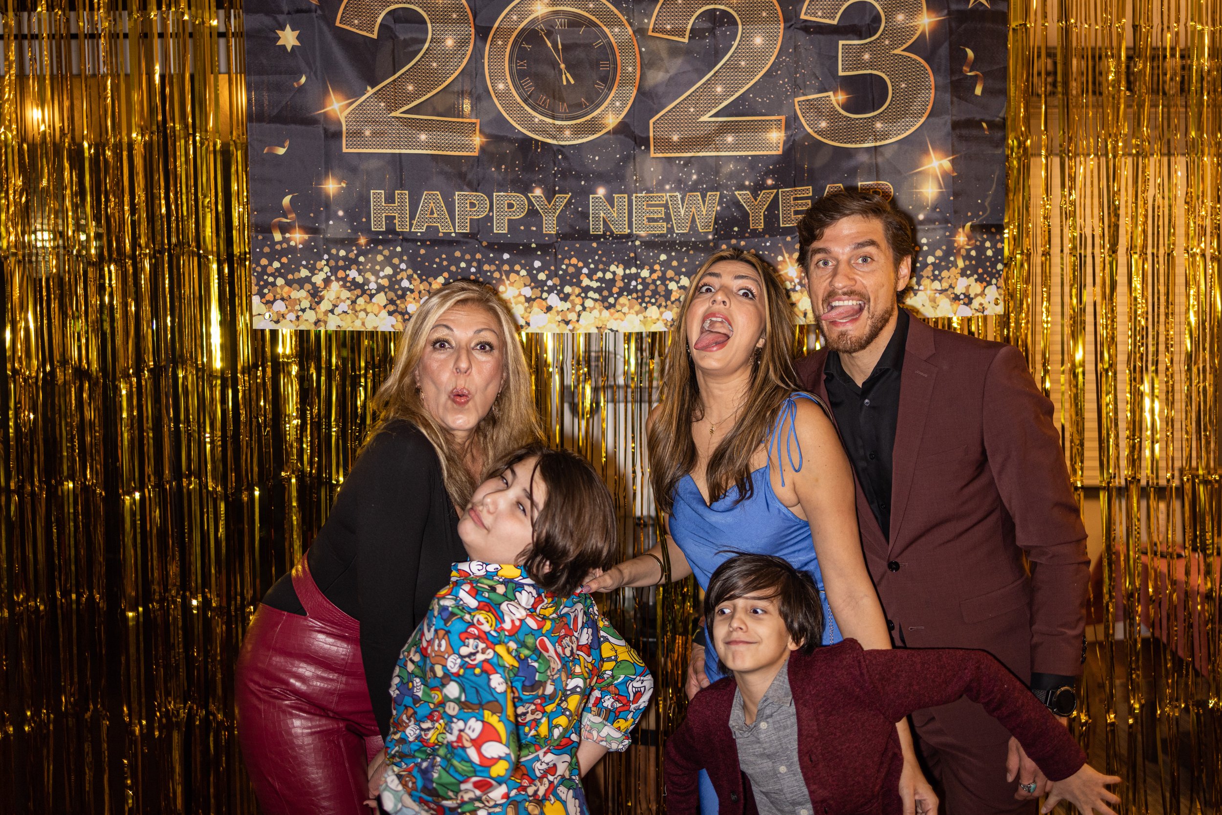 Borden's_NYE_Party-64.jpg
