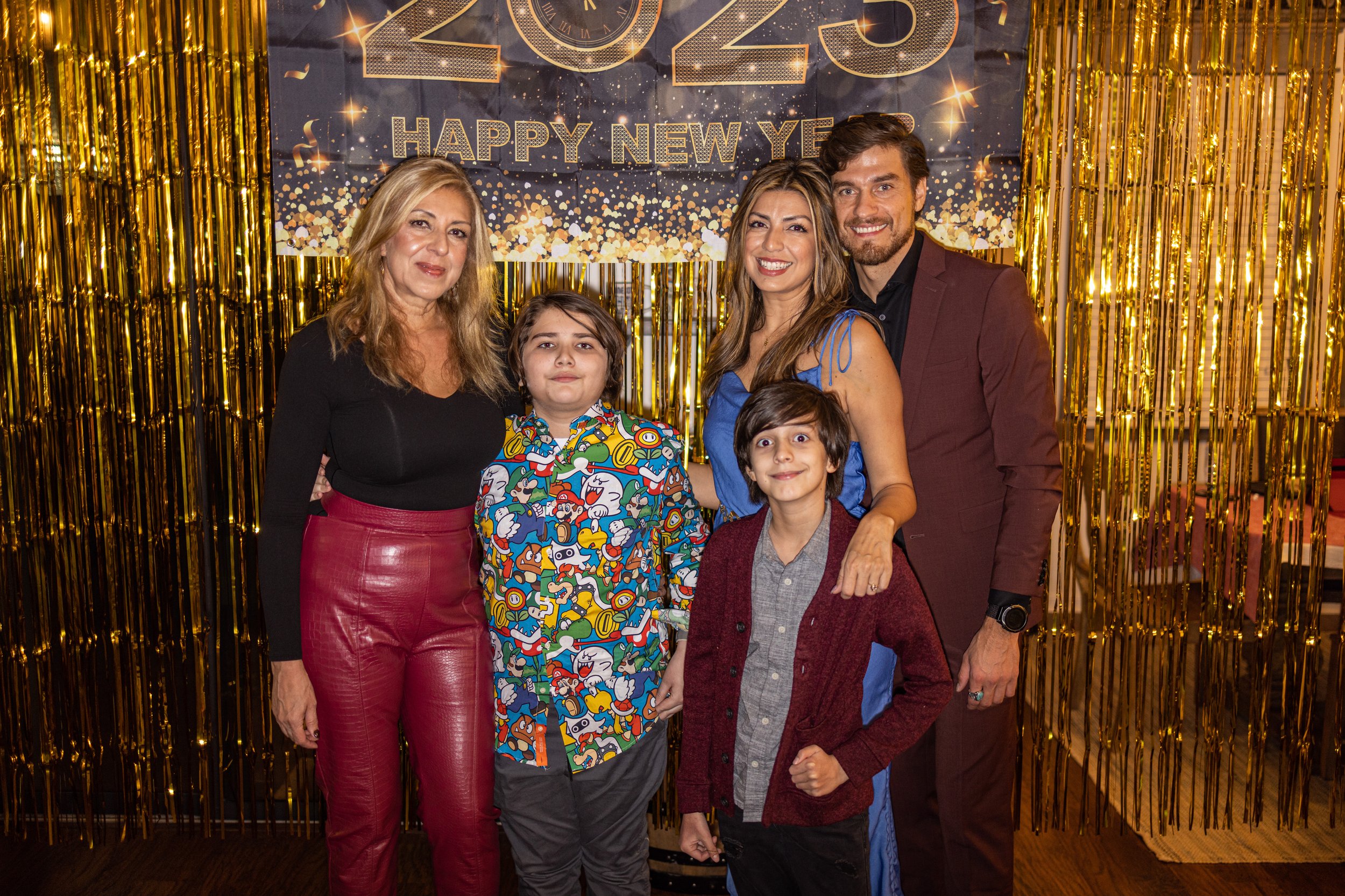 Borden's_NYE_Party-59.jpg