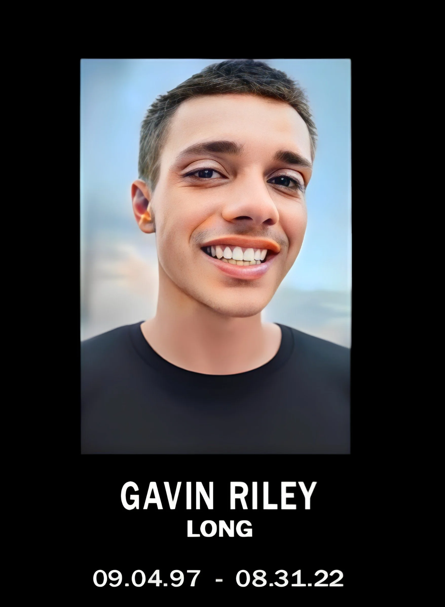 LONG - POSTER.jpg
