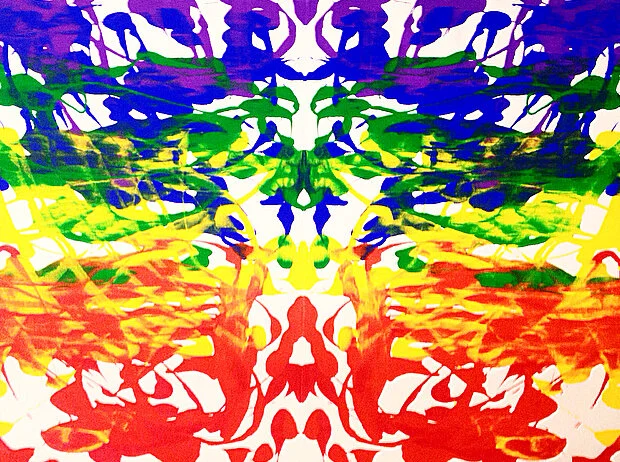 Julia_Montepagani_symmetry2.jpg