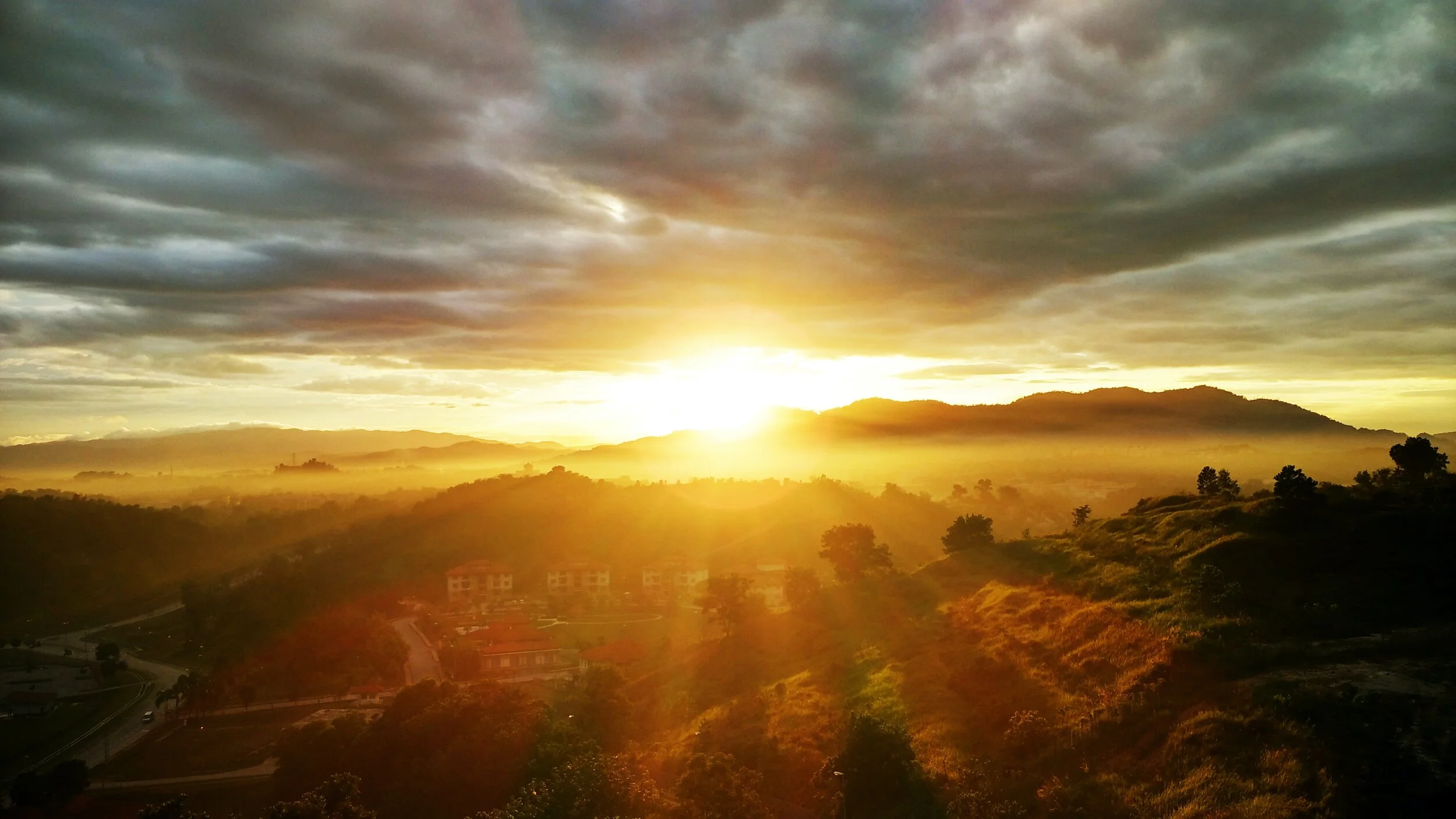 Salute the Sun: Morning Flow + Soundbath