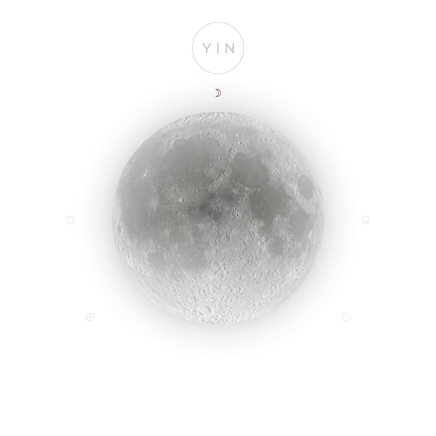 Full Moon of July &bull; Fruit Moon &bull; may we harvest the fruits planted in the early Spring. 

This Aquarian Moon is a Yang Moon of strong outwards energies. It is the culmination of a process started 6 months ago at the beginning of the year. T