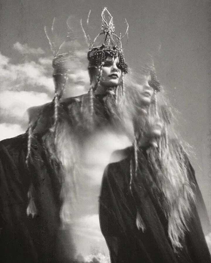 The power of the Moon &bull;⠀⠀⠀⠀⠀⠀⠀⠀⠀
⠀⠀⠀⠀⠀⠀⠀⠀⠀
An ancient symbol that reflects our natural cycles, ruling over the night skies and controlling the tides. It is believed to greatly affect our own energetic fields as well as our psychic. It represents