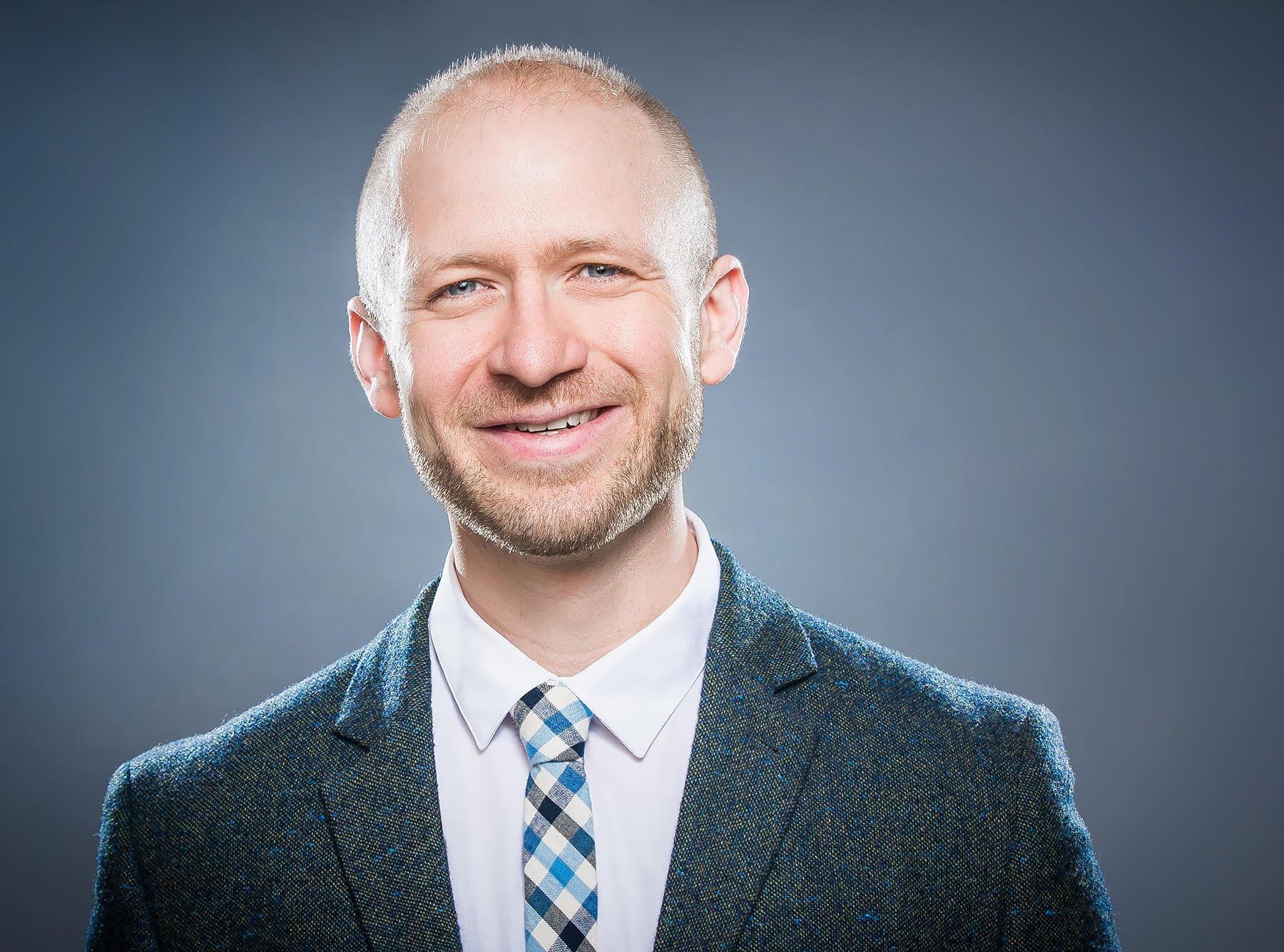Smiling Headshot of Corporate Headshot Photographer Johnny Shryock