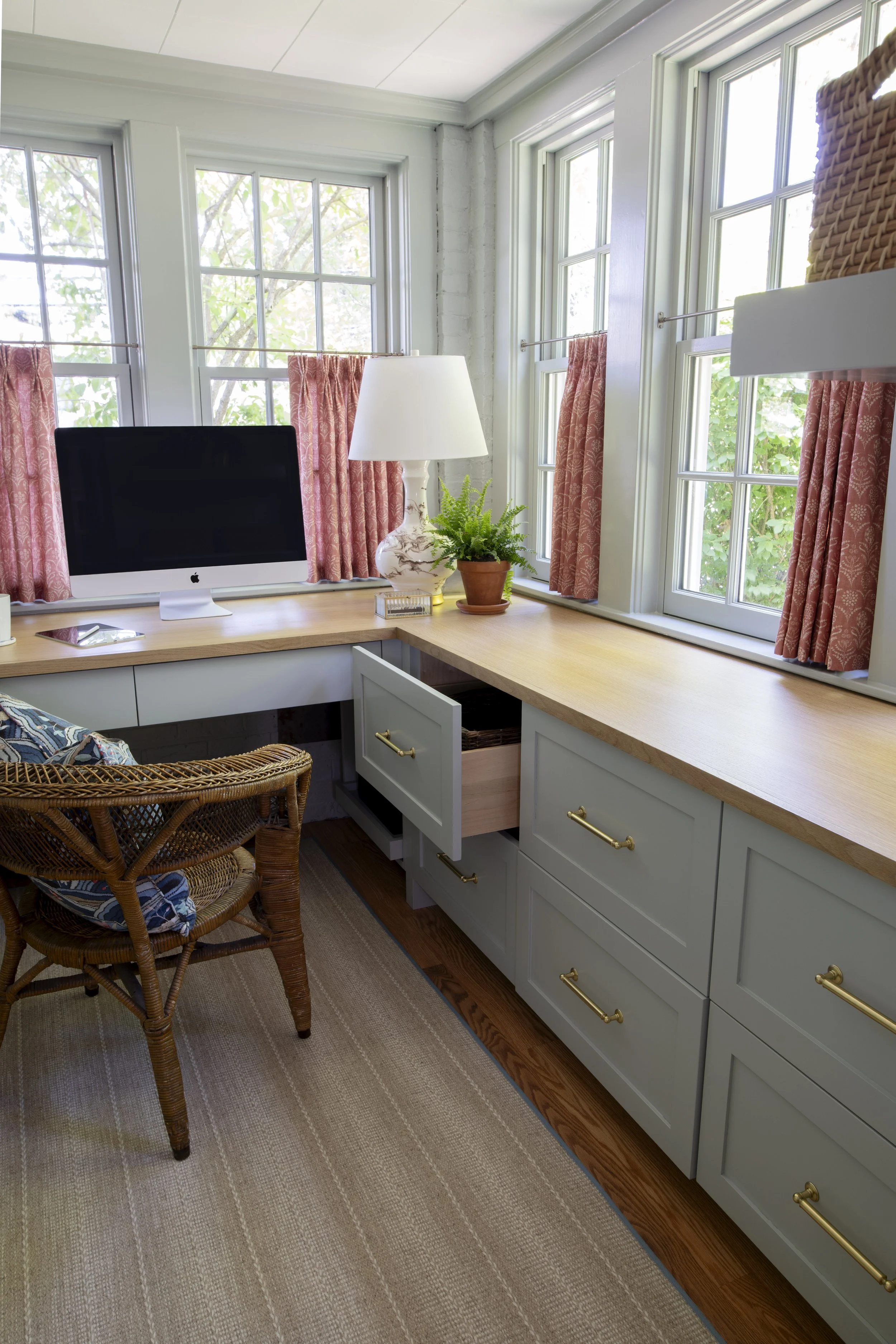 BaldwinBurkeInteriors_WalnutStreetProject_jessicadelaney-3-45-Edit-Edit.jpg