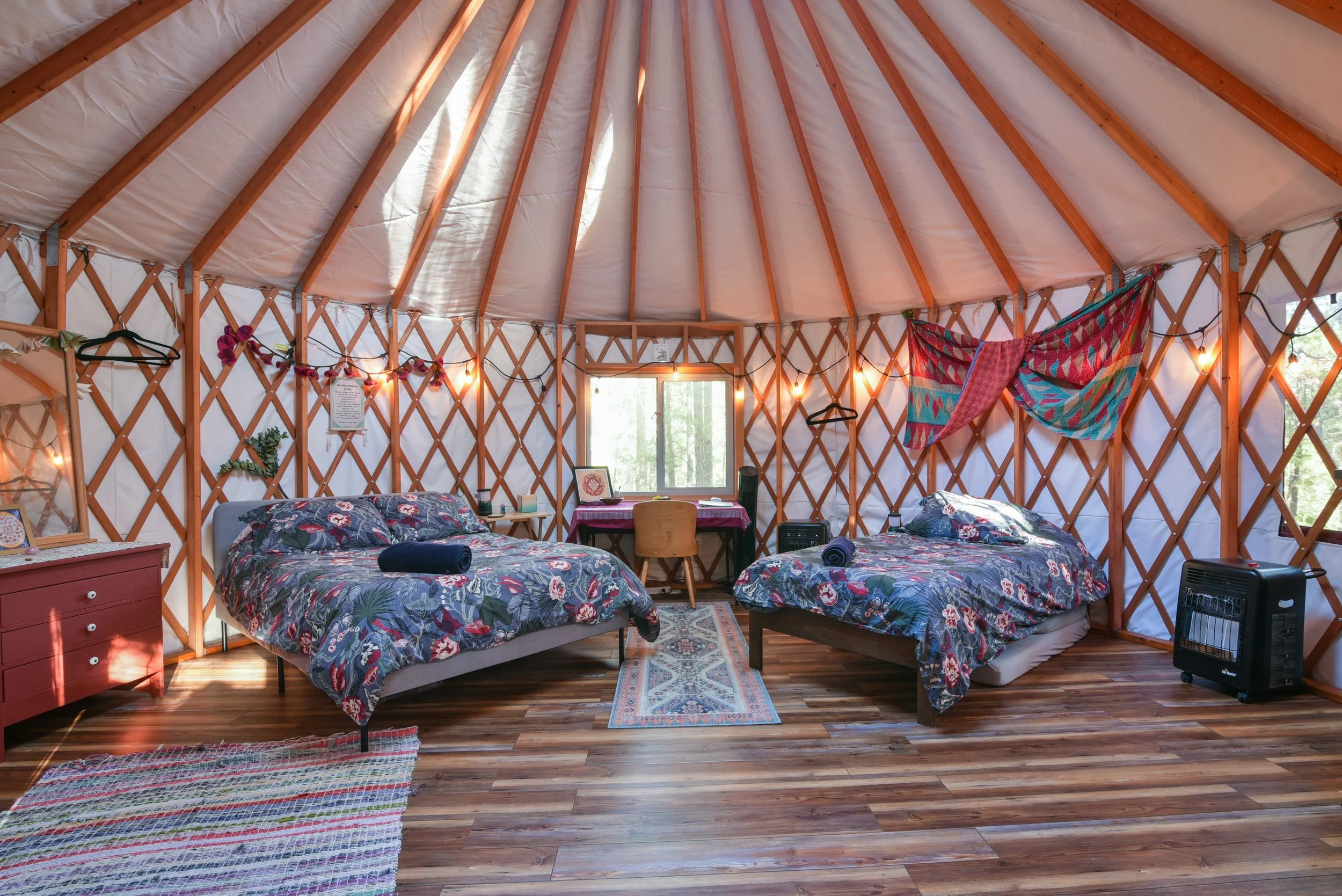 Iris Yurt Hestia2.jpg