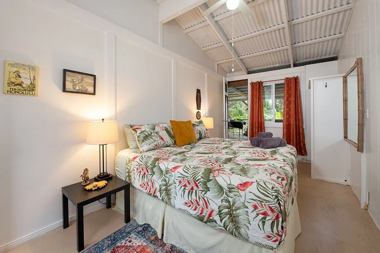Mango Suite at Paliuli Farm Sanctuary, private suite with queen bed, Big Island Hawaii