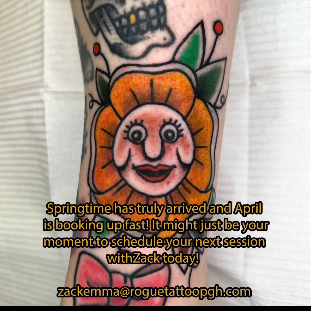 Shout out to this piece for Kelly, made inspire you on your tattoo journey. Aprils booking is filling up, do you want to be the only one of your friends without fresh summer ink? 

zackemma@roguetattoopgh.com
.
.
Follow @rogue_tattoopgh
.

.
.
.
.
.
