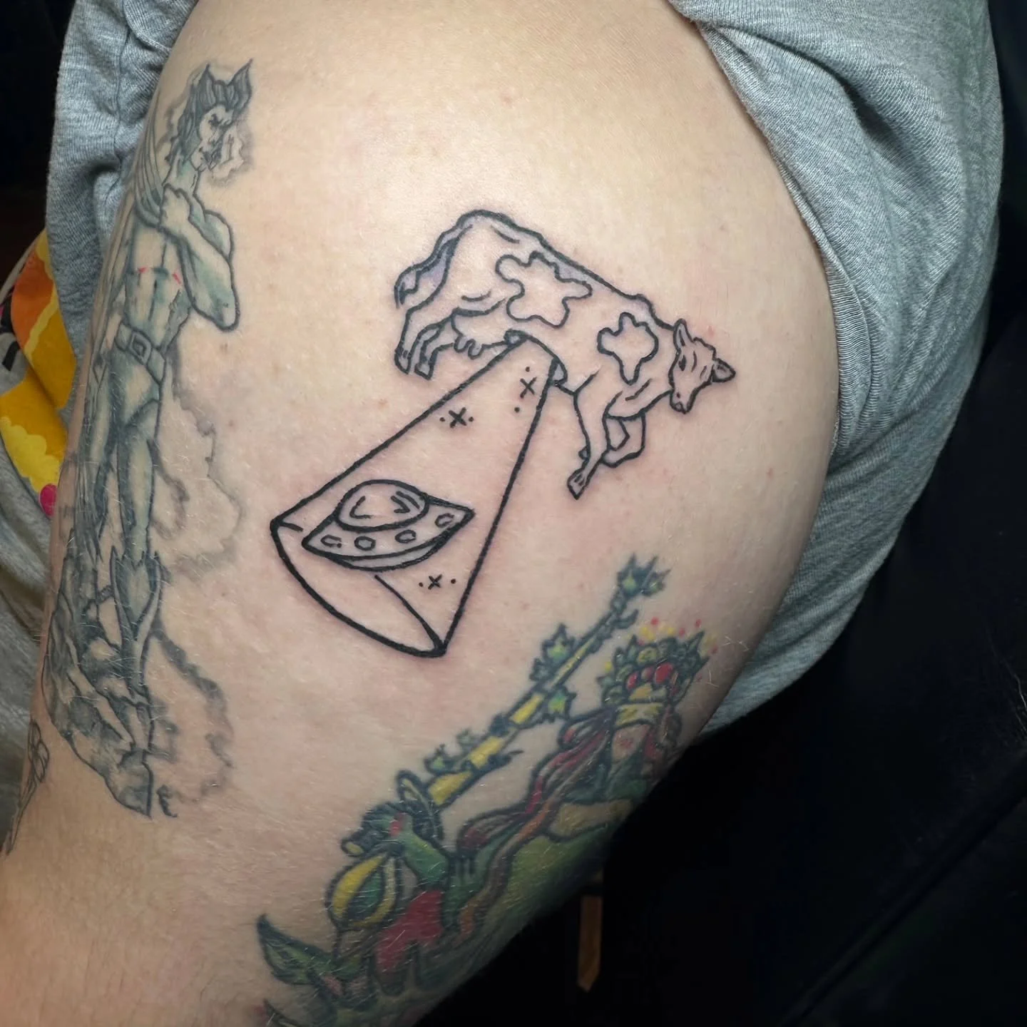 ✨ Today we tattooed some little buddies for Felix, such a fun and charming set of designs that made the whole session a blast 💛🖋️

Everyone deserves the tattoo of their dreams, tell us about yours at contact@roguepgh.com, we&rsquo;d love to get you