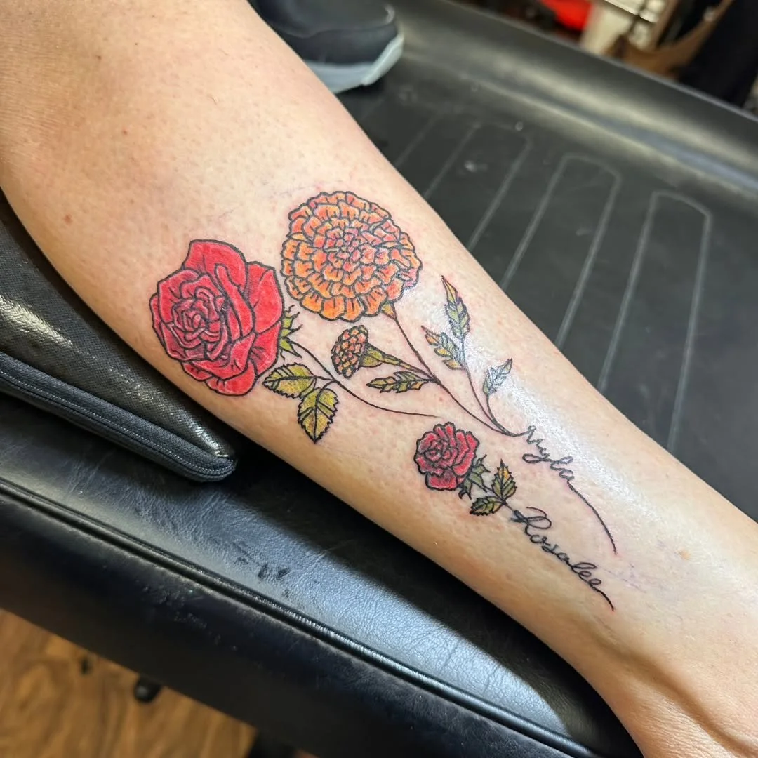 A beautiful tribute that will bloom forever! 🌹✨

We recently had the pleasure of tattooing these vibrant, colorful florals for a very special reason, each bloom is dedicated to a grandchild, making for a meaningful piece that carries a lot of love. 