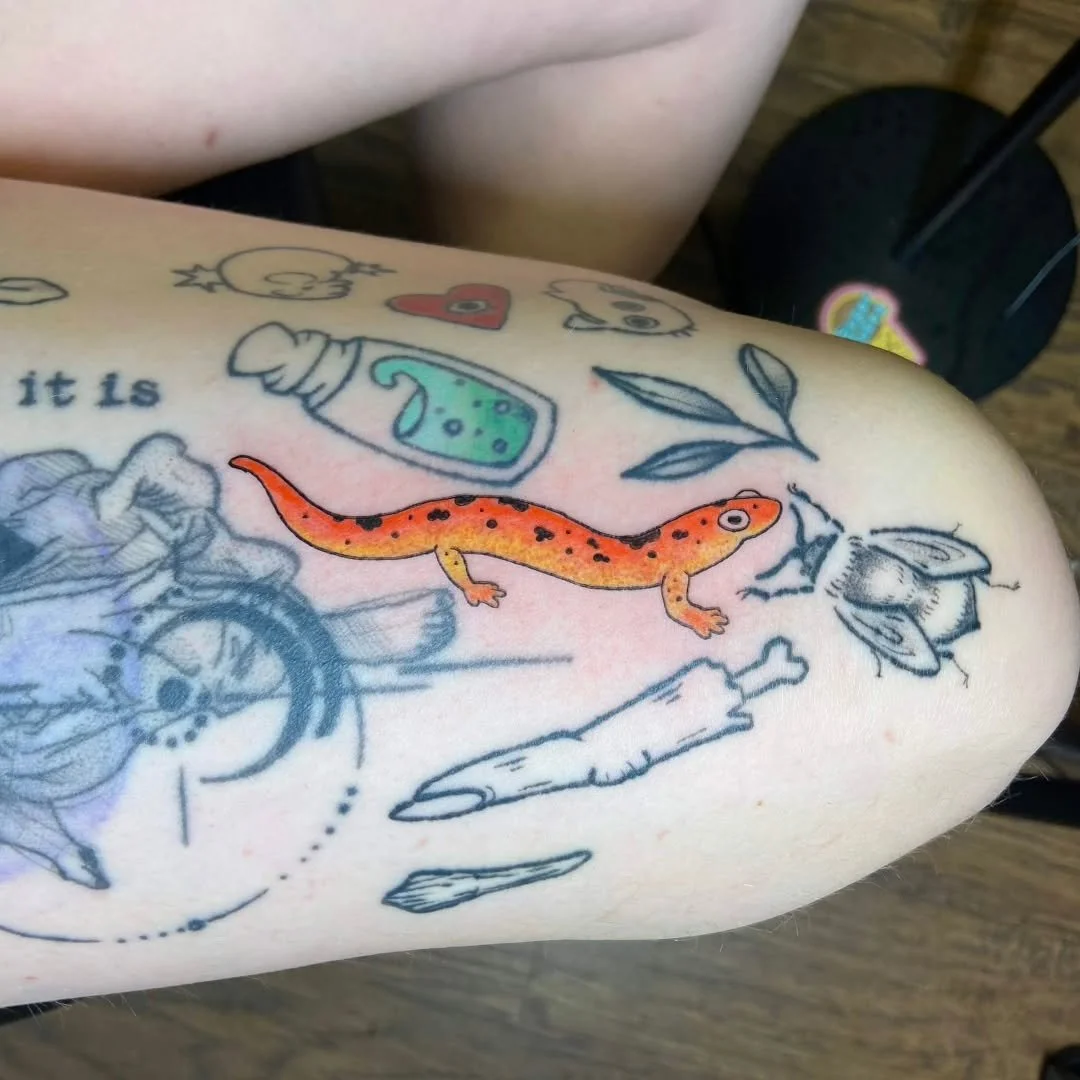 Summer is heating up and Izzy is opening up her chair for a special walk-in day next week on Friday, June 26th starting at 3:30pm! 🔥☀️

If you're like us, you're always looking to grab more awesome new ink, this is your chance. Her flash runs betwee