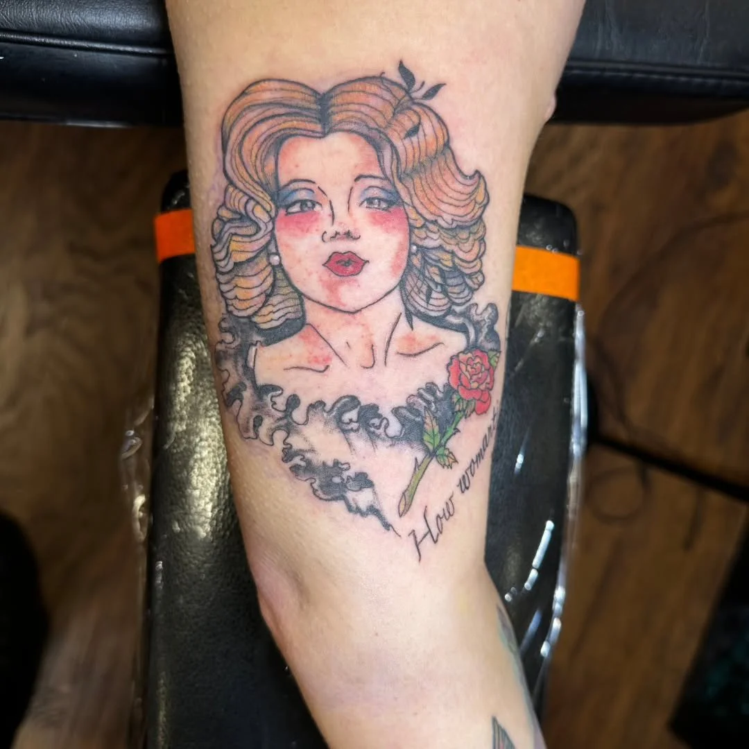 I'm tired! 💃✨

Kelly tattooed Erika with this great rendition of Lily Von Schtupp! A beautiful celebration of the iconic character from Blazing Saddles, this portrait captures all the classic charm, glamour, and humor in stunning detail. 🎭🍷

Wheth