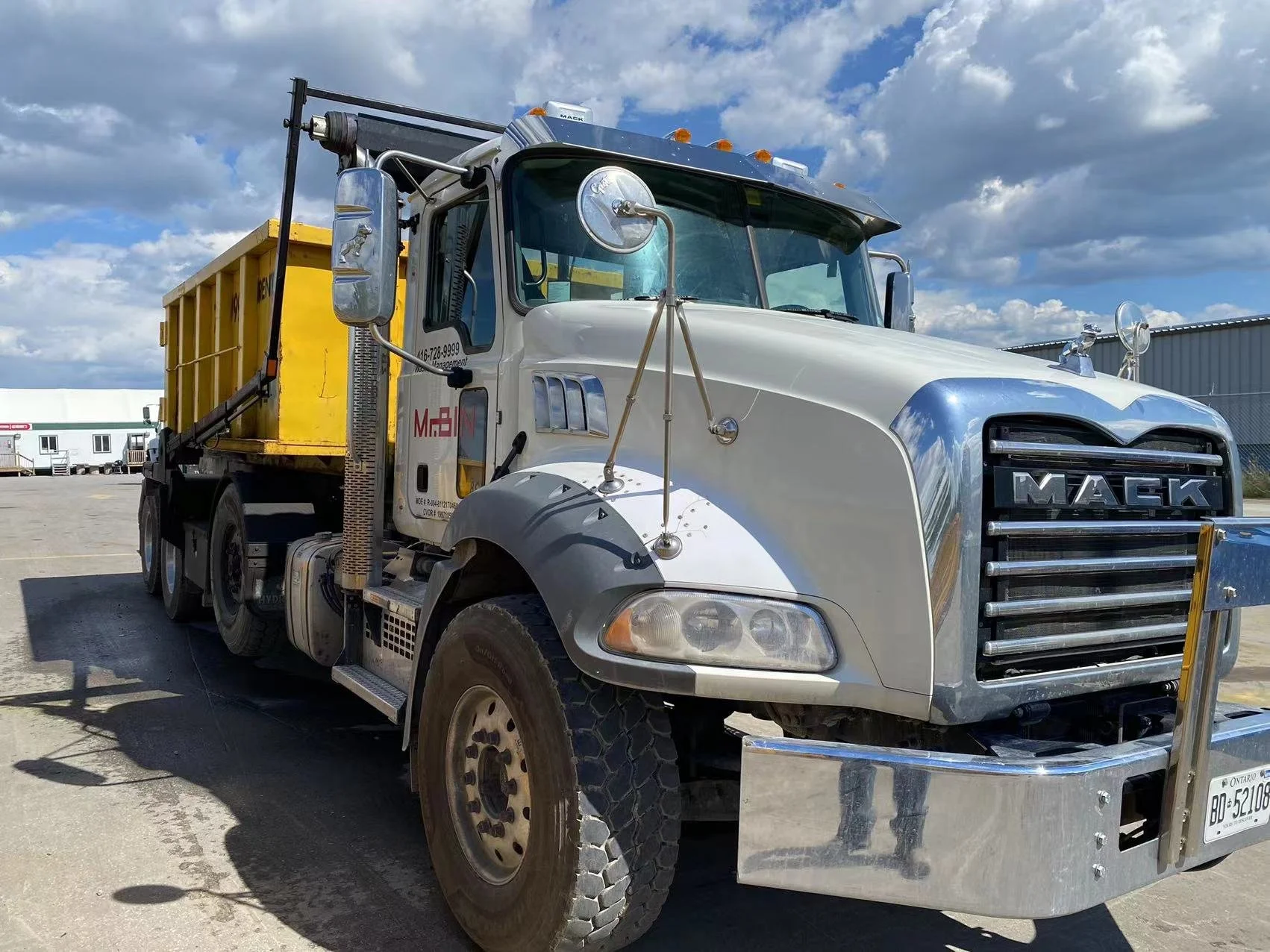 Bin rental and waste management service in Scarborough, Markham
