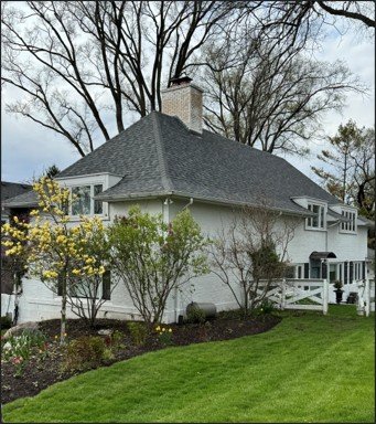 1570 Estate Lane
Awarded for Rehabilitation - "Horse Barn II"
Original owners: Florence and Albert Lasker
Current owner: Neelie Fritz
Original architect: David Adler, 1923
Originally part of Albert Lasker’s estate and modified by David Adler in 19