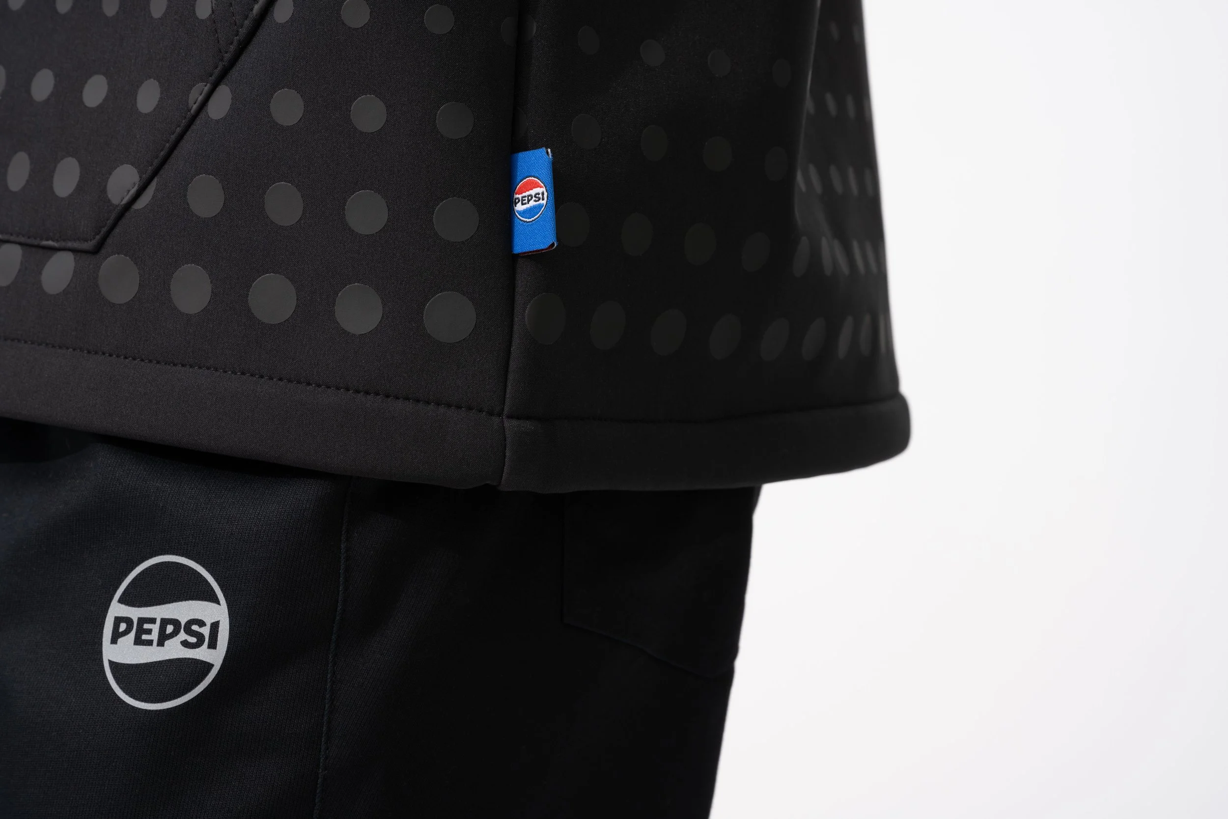 PEPSI WORKWEAR EDITORIAL (LOGO+TAG-B).jpg