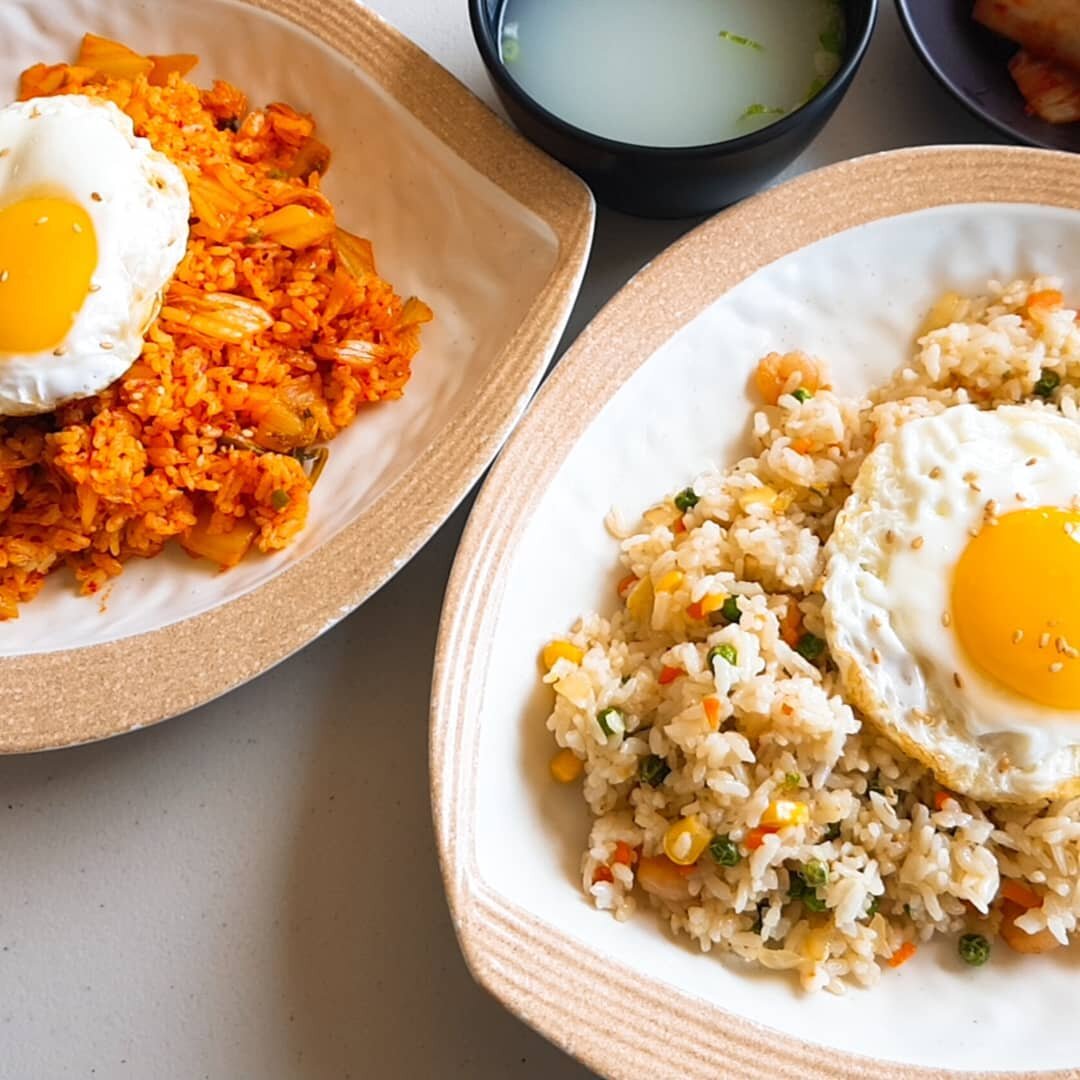Rice time😆🍚

🔸️Kimchi Bokeumbap (Spicy🌶)
Stir-fried kimchi with rice and vegetables and topped with an egg

🔸️Shrimp Bokeumbap
Stir-fried shrimp with rice and vegetables and topped with an egg
