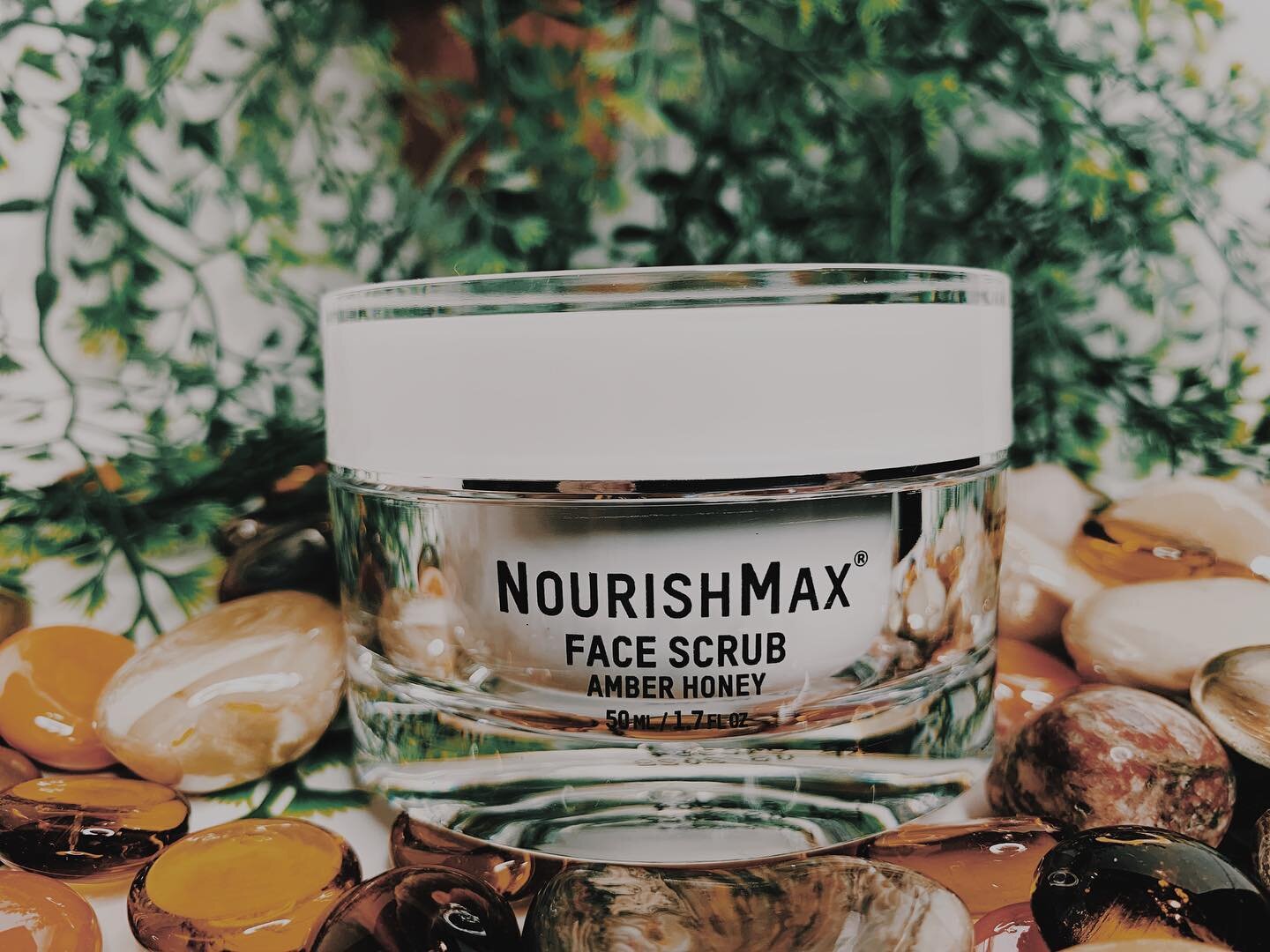 Now that summer is on its way, we spend LOADS of time in the sun. When we are in the sun our skin can get dry. ☀️
___________
One way I keep my skin moisturized is MY ABSOLUTE FAVORITE NourishMax exfoliation scrub. 
___________
This honey exfoliation