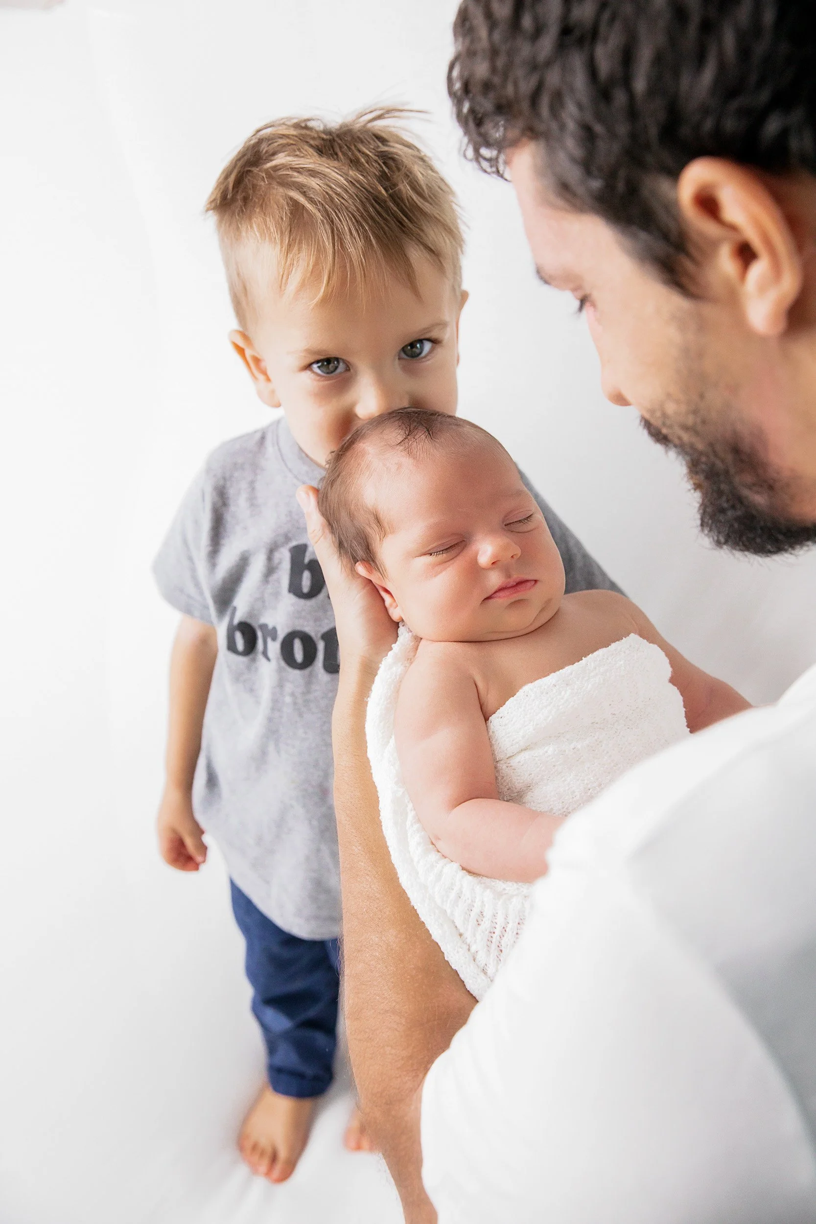Florida In-Home Photographer | Alexa Machado Photography for Natural Light Lifestyle Sessions
Serving families and couples with warm, storytelling photography that feels effortless and genuine.
