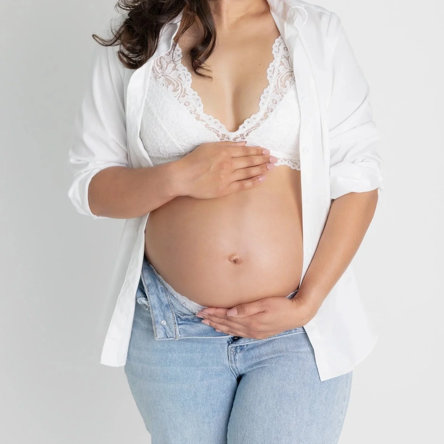 Natural and intimate in-home maternity portrait for an Odessa, Florida expecting mother