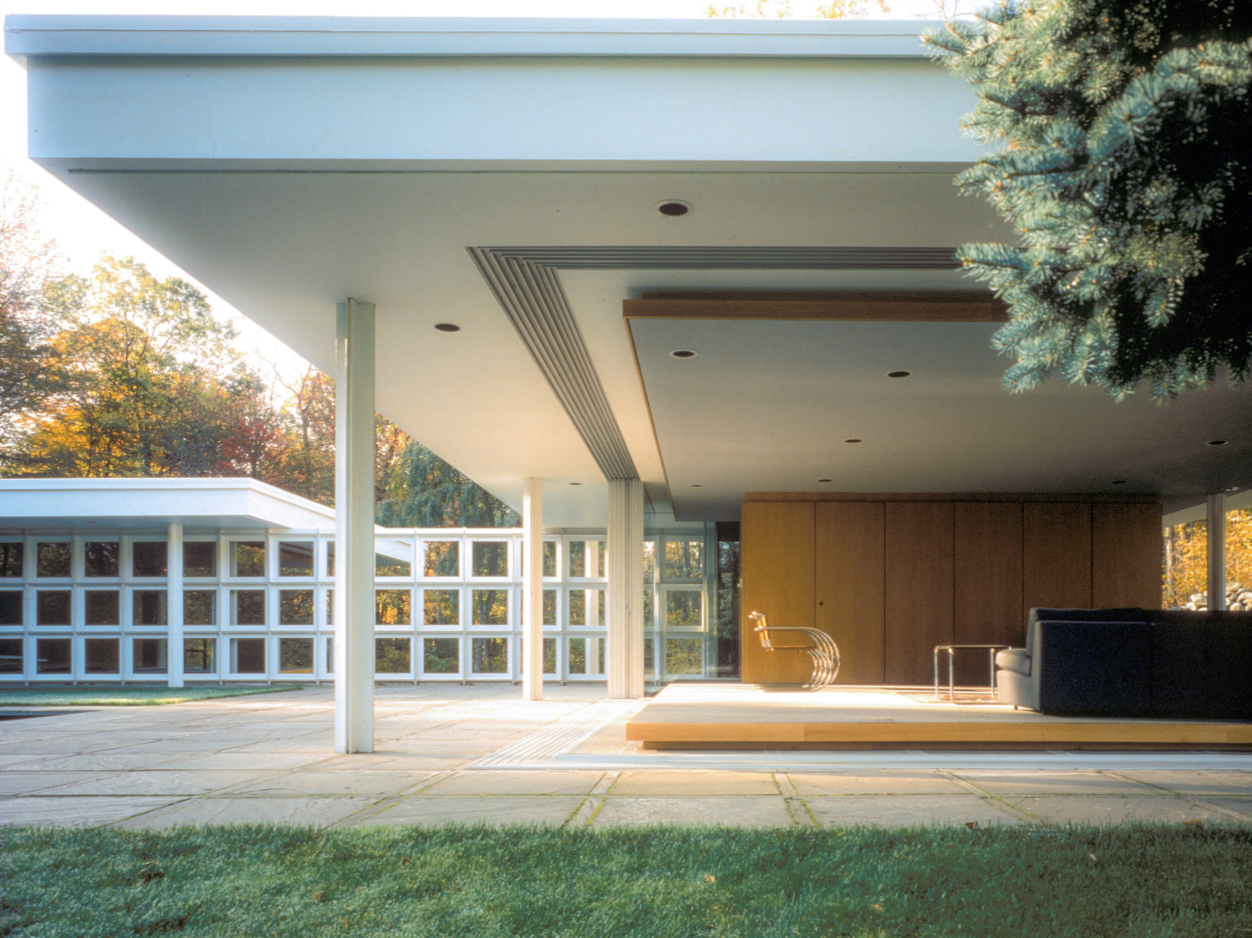 02-GLUCK+-Mies-House-Pavilions-Addition_Mcgrath.jpg