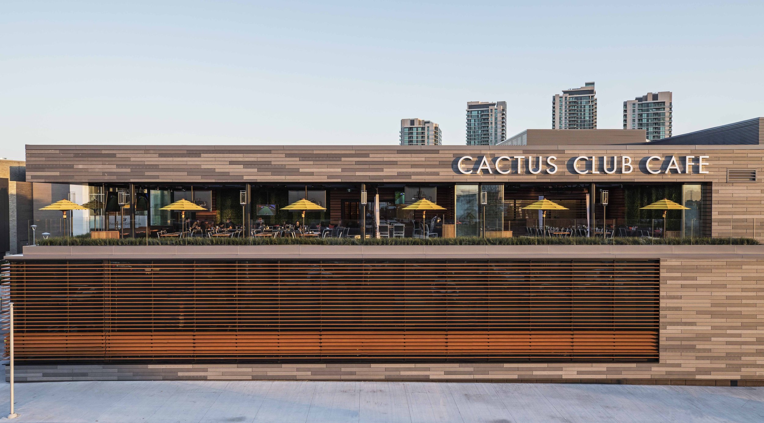 Cactus Club Cafe_Sherway Gardens_Michael Weschler.jpg