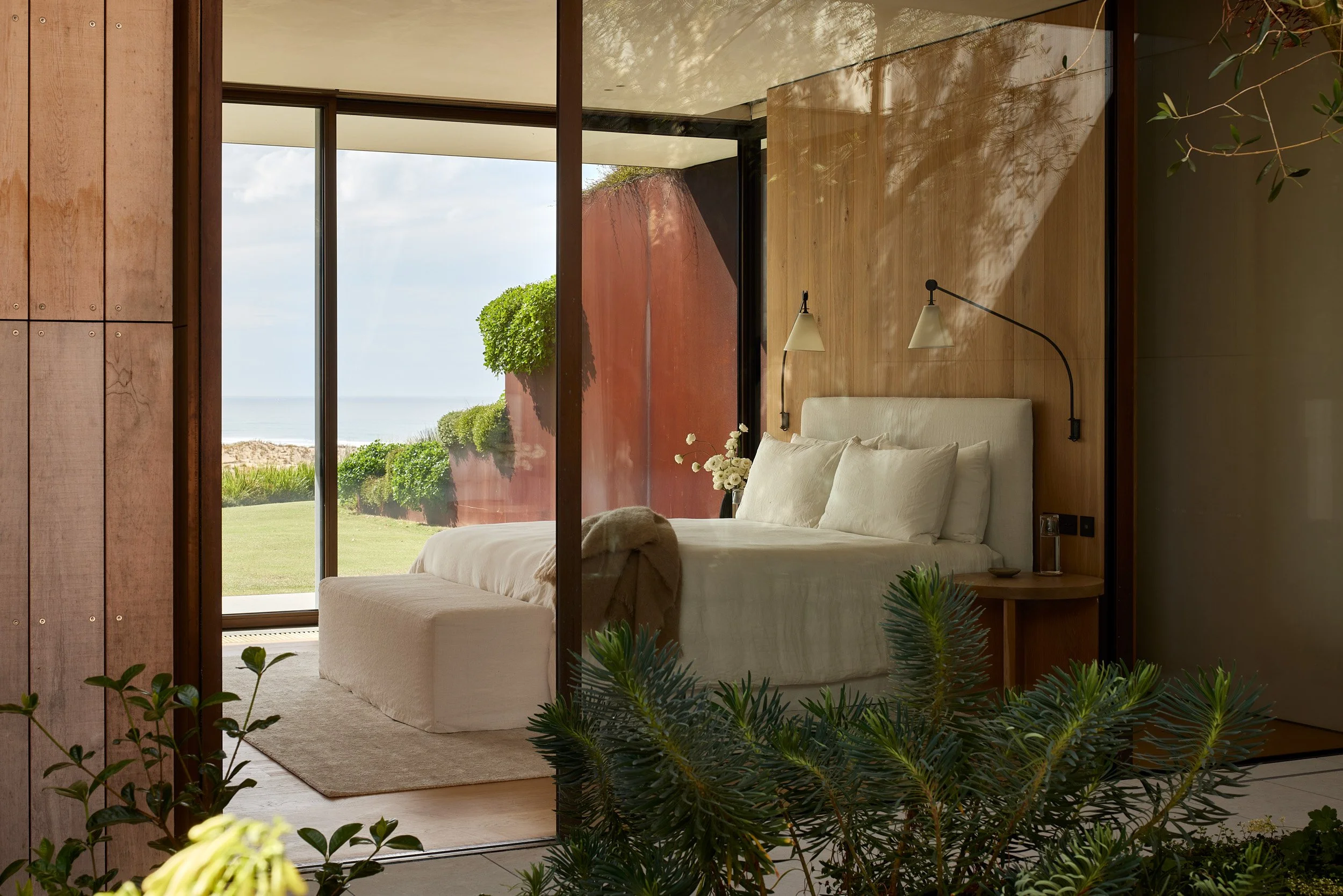 Coastal House Simon Wilson.jpeg