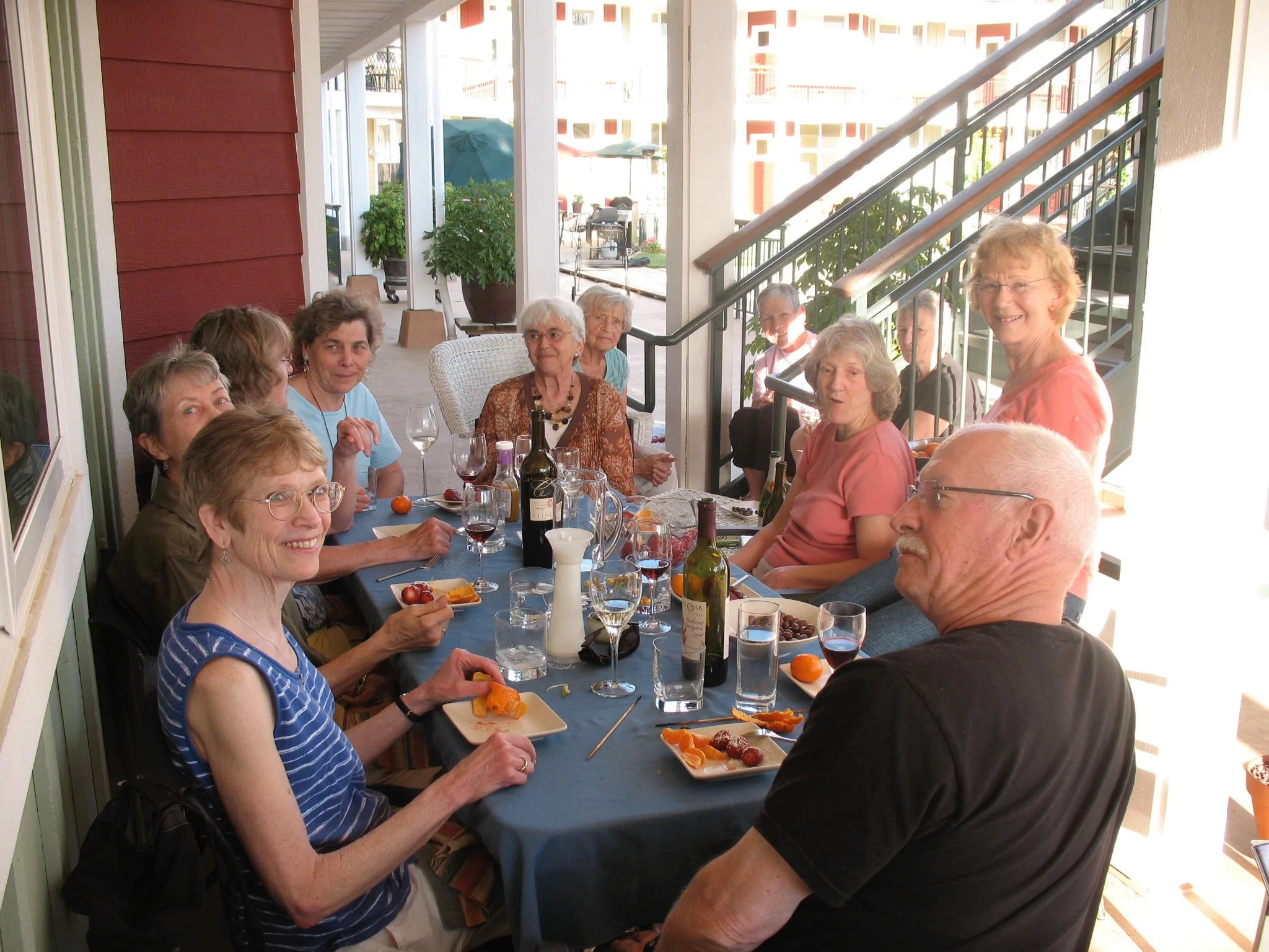 Wolf Creek Lodge, Grass Valley, CA.jpg