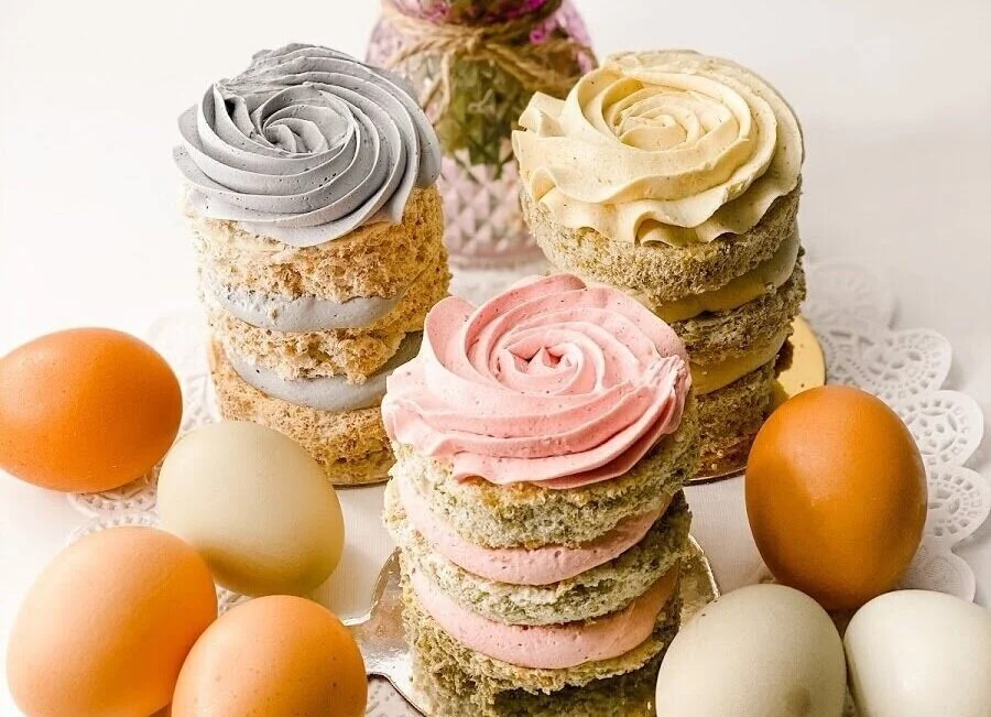 Order cute cakes like these, gluten and dairy free! PC: All Purpose Cake Co.