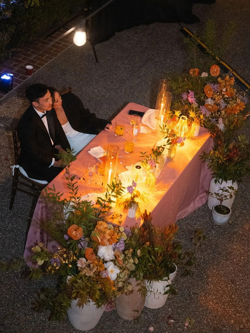 A day late but happy wedding anniversary to Lizzie &amp; Truong 🤍! Forever obsessed with their hilarious food debates (especially their opposite opinions over pandan 😆). It&rsquo;s the best feeling when the couple and vendor team just vibe so effor