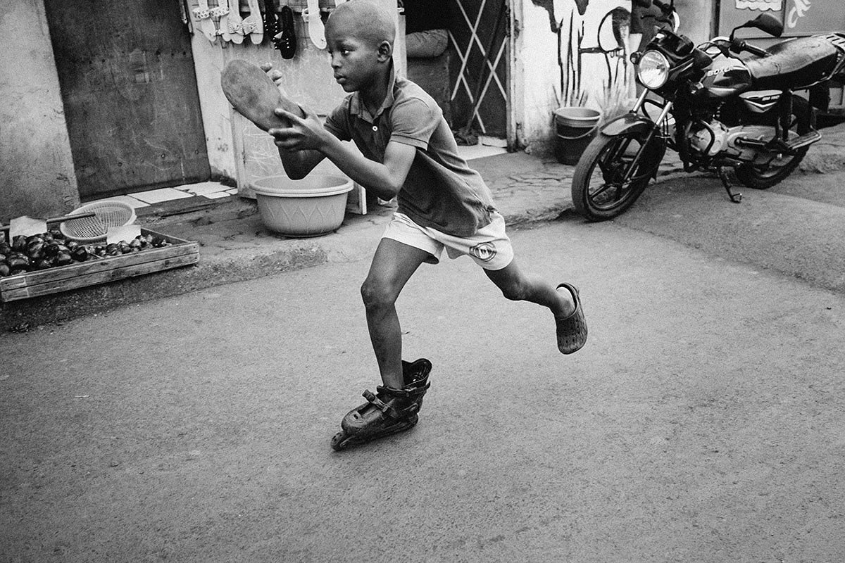 One way
Kibera, Kenia
2024

&copy;DavidVilanova

#kibera
#kenia
#streetphotography