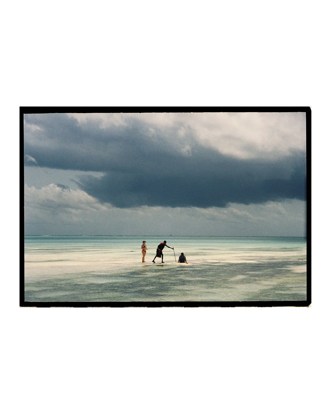 Hunting tourist
Maasai

&copy;davidvilanova