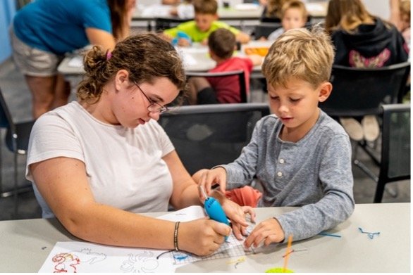 𝐓𝐡𝐞𝐫𝐞&rsquo;𝐬 𝐬𝐭𝐢𝐥𝐥 𝐭𝐢𝐦𝐞 𝐭𝐨 𝐩𝐚𝐫𝐭𝐢𝐜𝐢𝐩𝐚𝐭𝐞 𝐢𝐧 #RemakeLearning  𝐝𝐚𝐲𝐬 𝐚𝐭 𝐨𝐮𝐫 𝐥𝐢𝐛𝐫𝐚𝐫𝐢𝐞𝐬 𝐧𝐨𝐰 𝐭𝐡𝐫𝐨𝐮𝐠𝐡 𝐌𝐚𝐲 𝟒𝐭𝐡! A Big thanks to The Patterson Foundation and the Suncoast Campaign for Grade-Level 