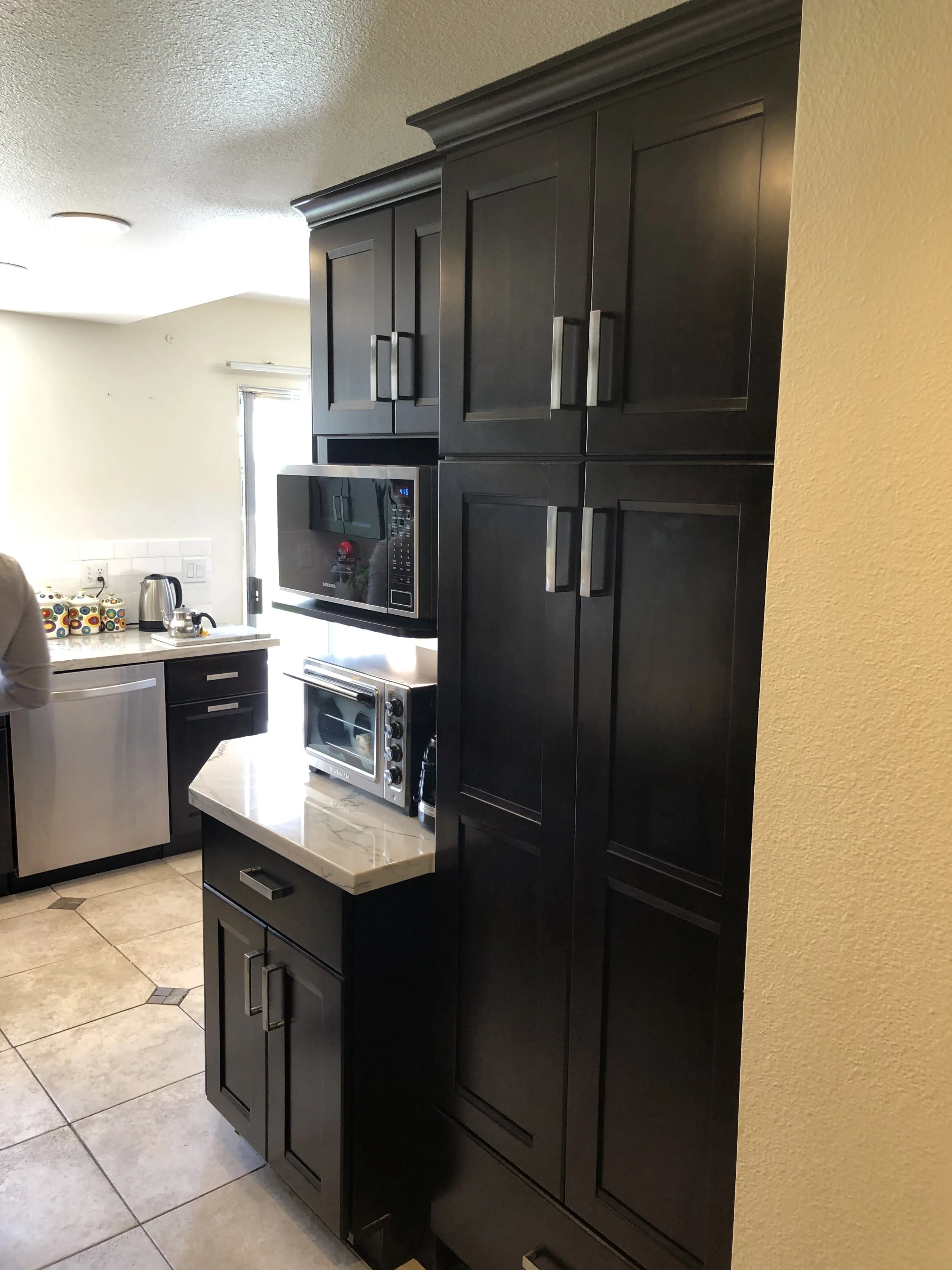 (C-RE) 181009 CHOLAKIAN_10.JPG