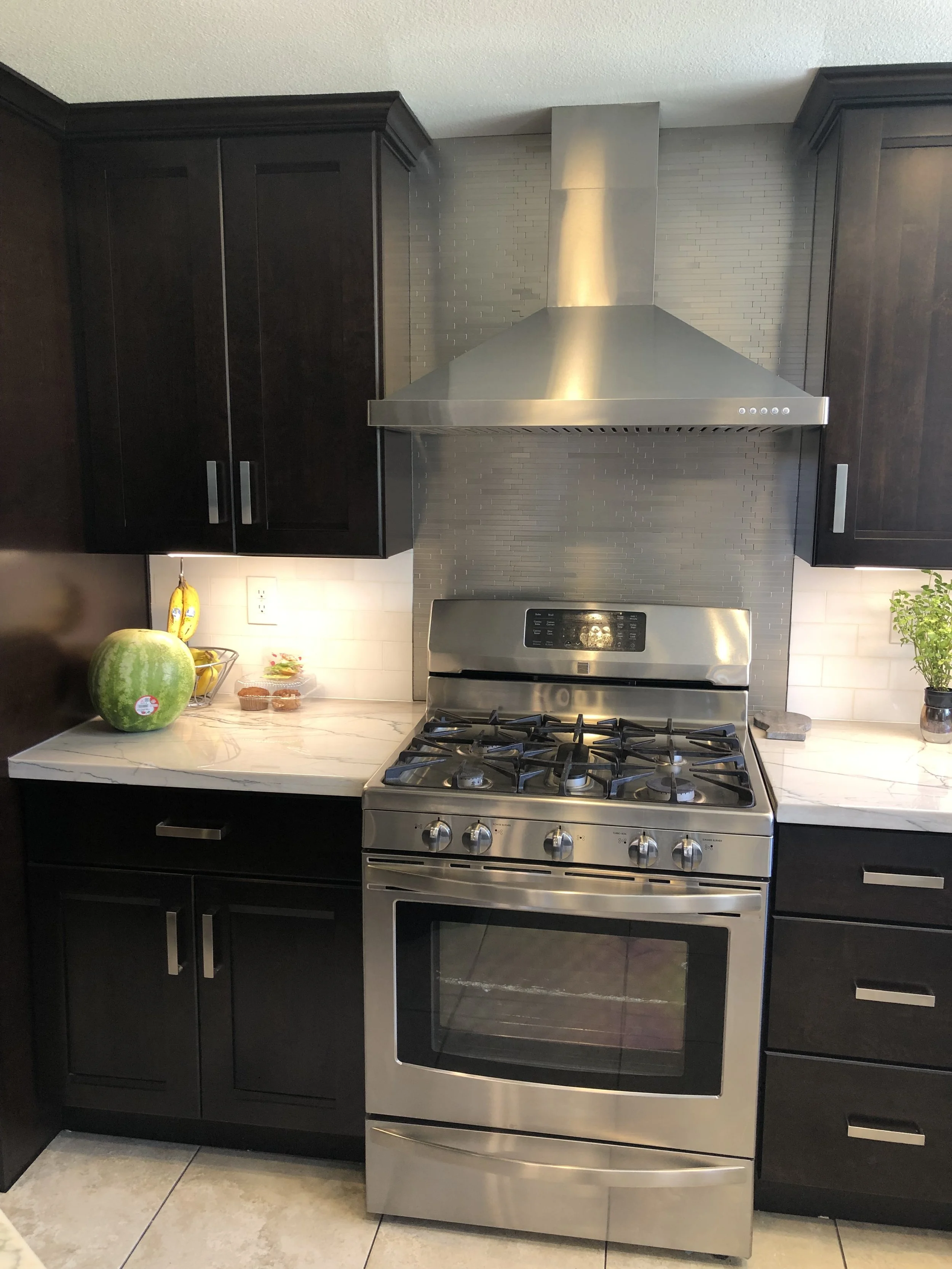 (C-RE) 181009 CHOLAKIAN_07.JPG