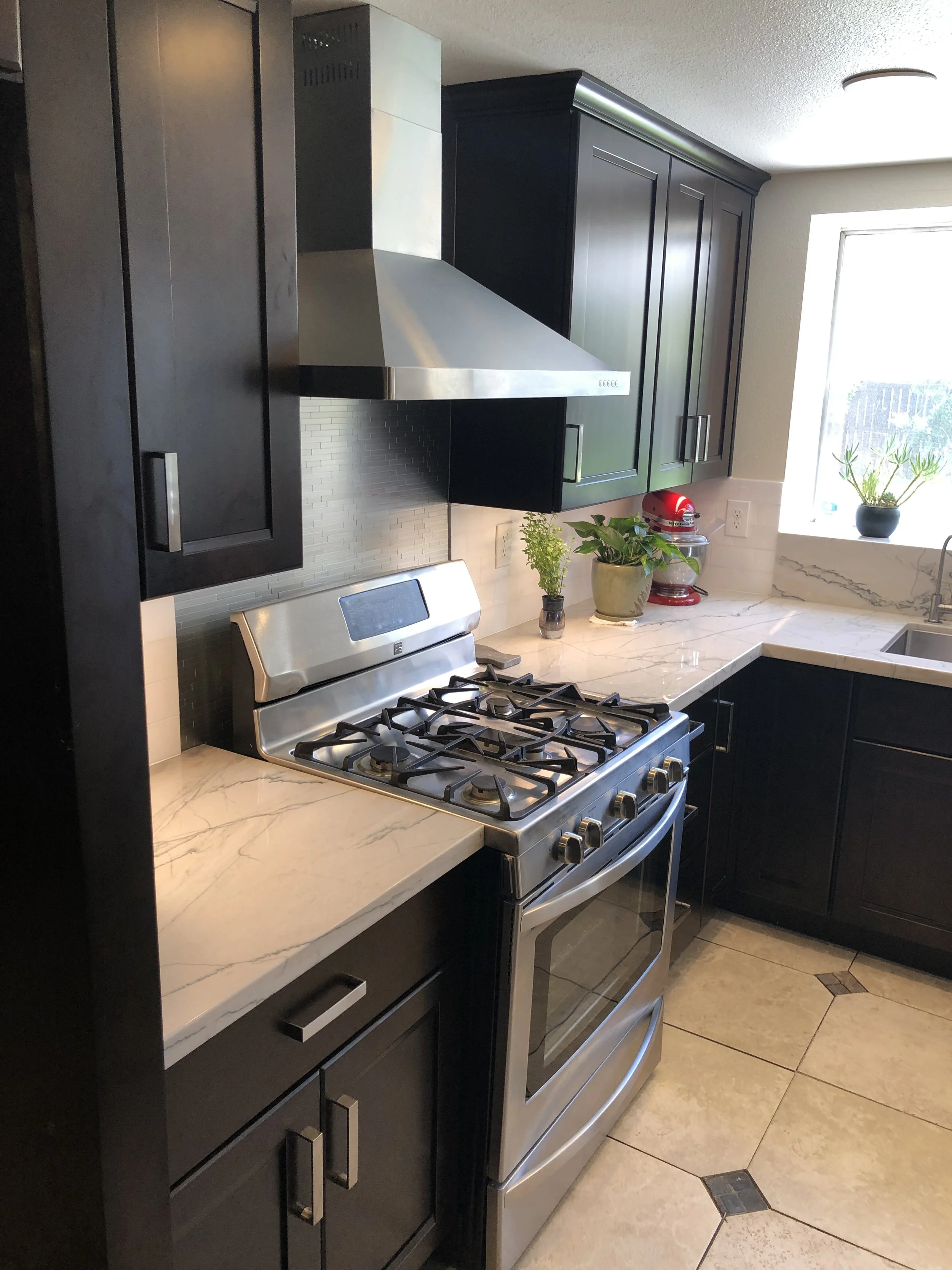 (C-RE) 181009 CHOLAKIAN_08.JPG