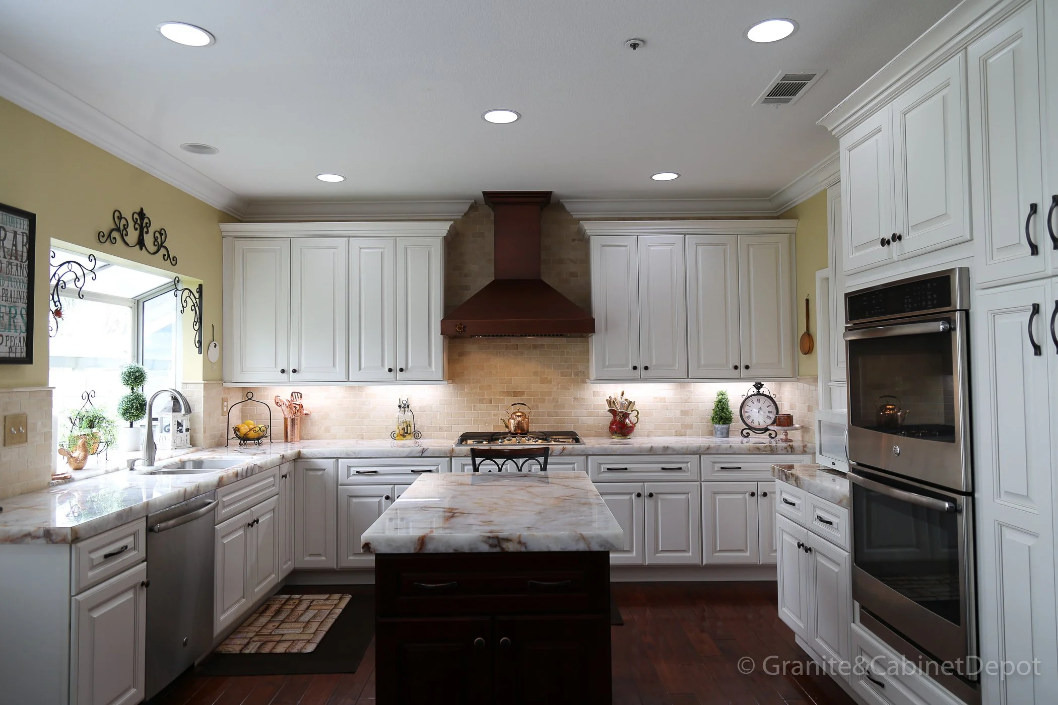 (C-VC) 170101 HARREL_03.jpg