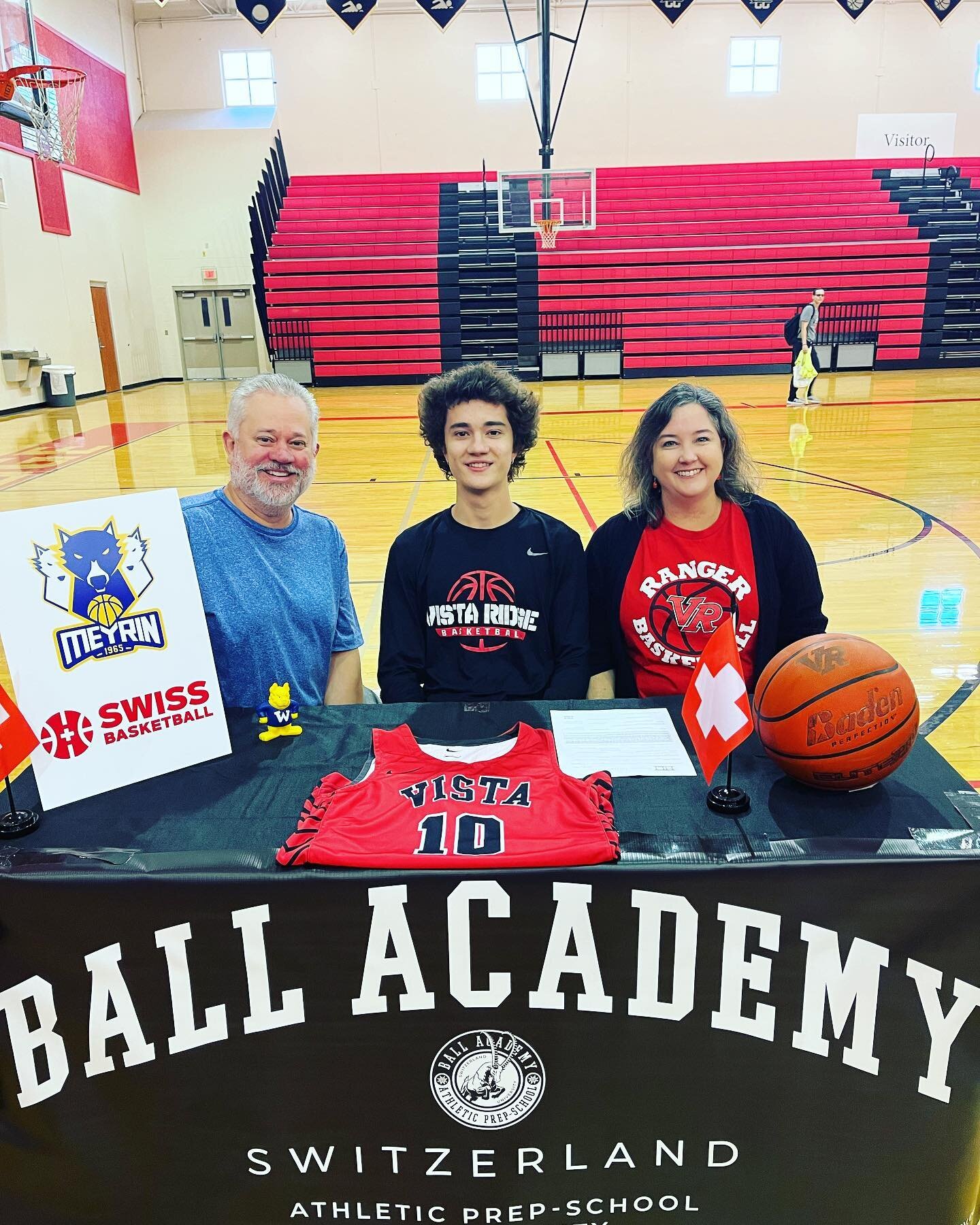 🔥Congratulations🔥
To Jordan Ruggirello for signing to continue his academic and basketball career in Switzerland!  He will be attending Webster University and joining the Meyrin Basketball Club through Ball Academy in Switzerland.  We are very exci