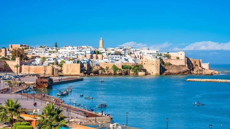 Rabat offers a quietly rich cultural landscape.

History, architecture, gardens and contemporary creative life come together here with unusual ease, giving the city a depth that reveals itself gradually. It is a capital of ideas as much as of institu