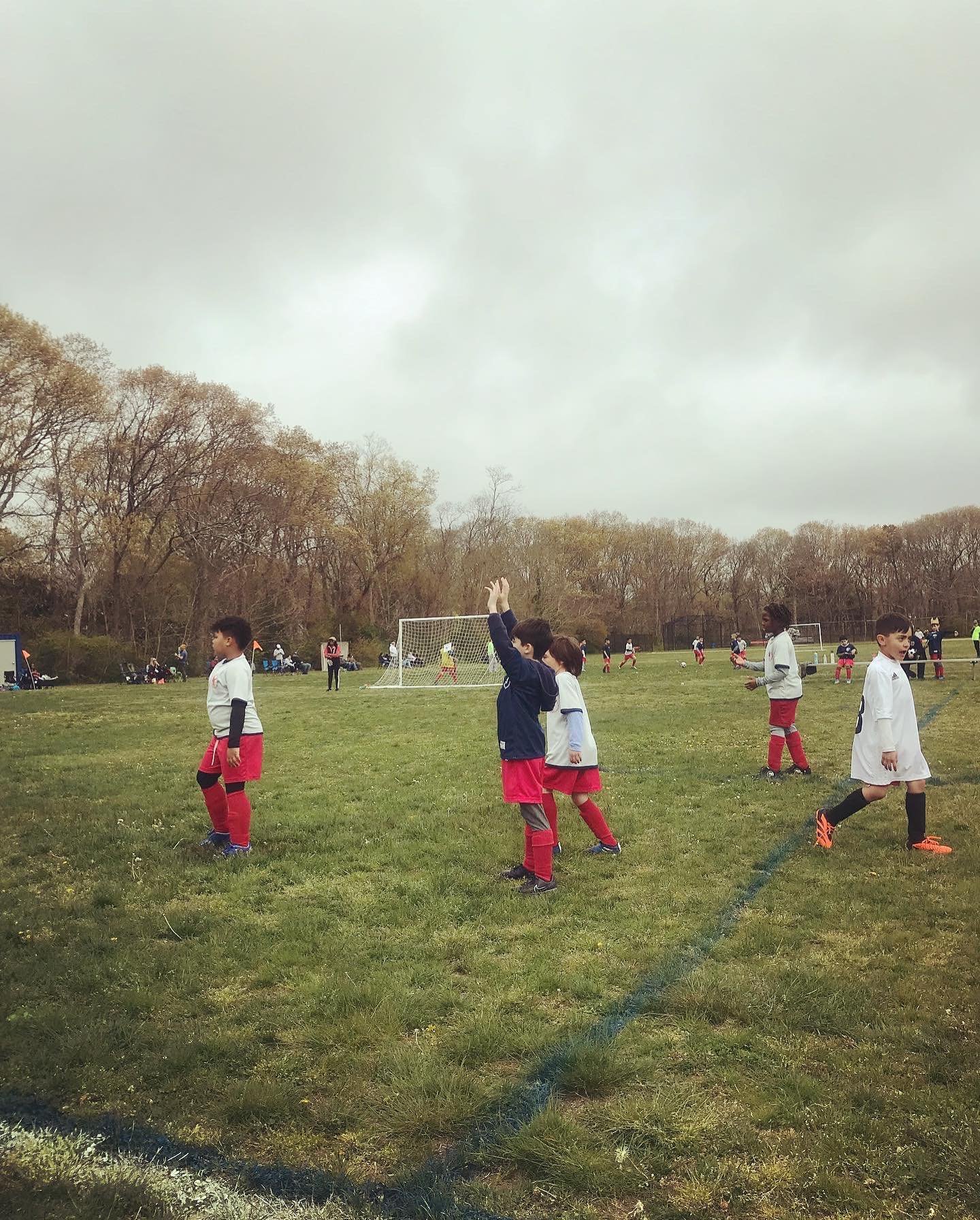 Soccer Sunday with @bellport_soccer ⚽️ Elliot&rsquo;s team had a tough game but hopefully it will push them to do better next time. We&rsquo;re always cheering on the sidelines. Go Cardinals! #soccer #sports #goteam #bellportsoccer