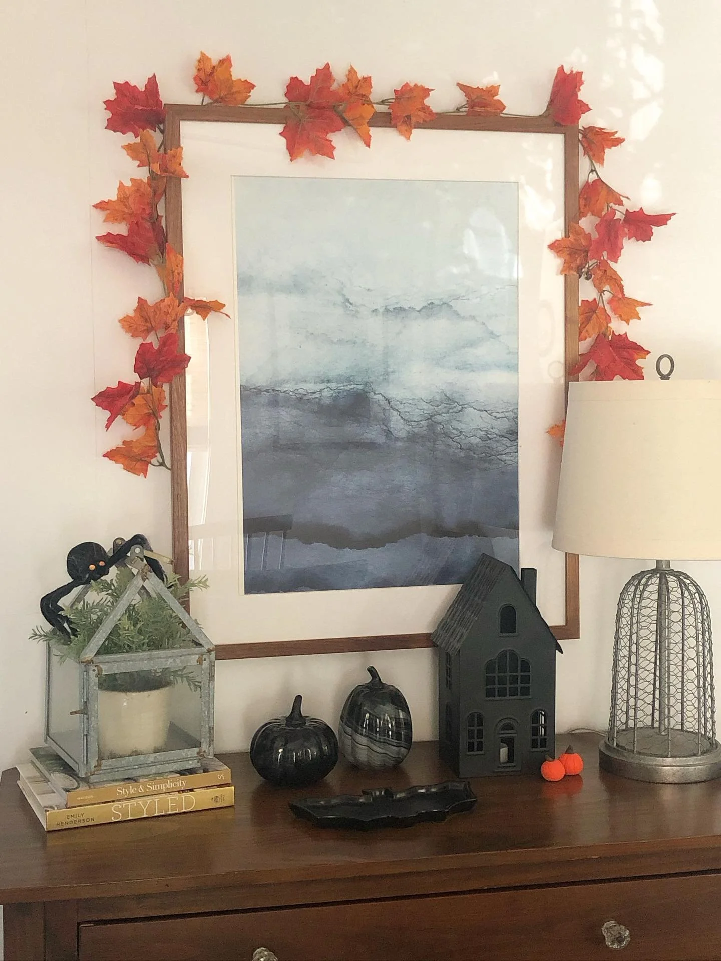 Autumn is here and I&rsquo;m so excited 🍂 #homesweethome #autumn #decorations #fall