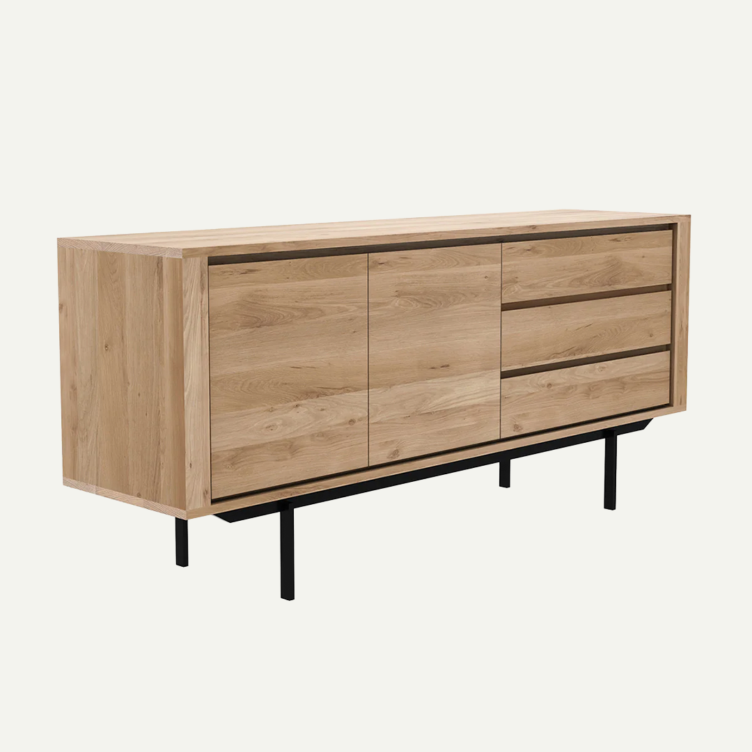 Oak Shadow Sideboard 11.png
