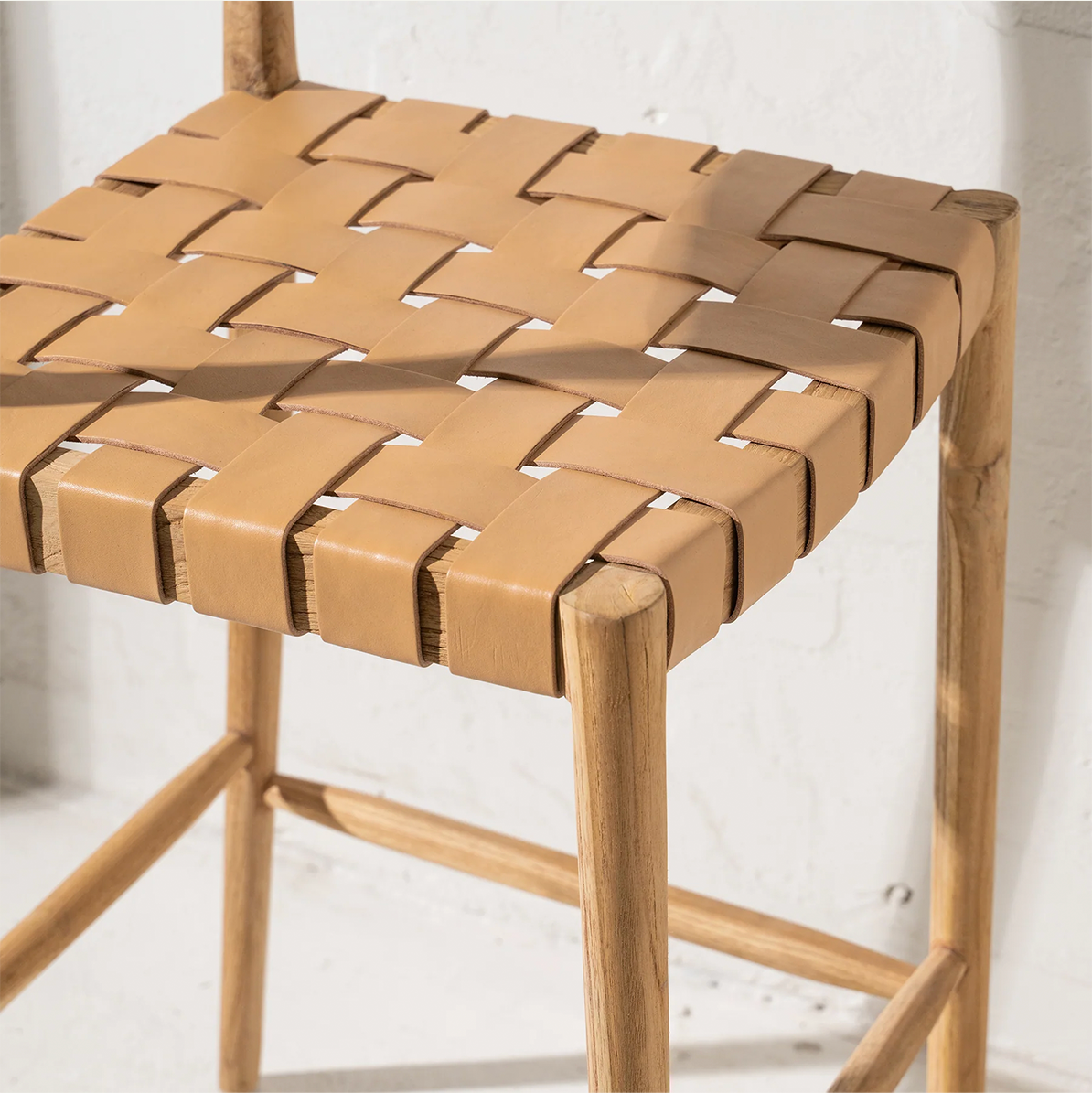 Leather stool3.png