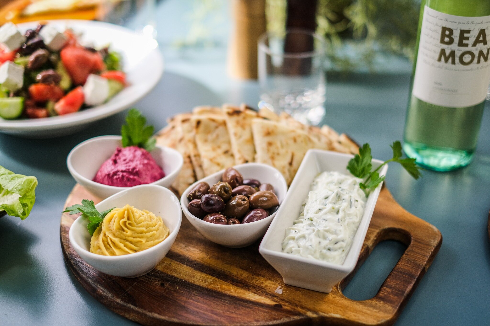 Don't miss the delicious specials from @fillostaverna for Greek Week! 🇬🇷

Fancy a banquet to share with family &amp; friends? Or a classic Greek dish that will satisfy your tastebuds? There's something for everyone to enjoy 😍

🔗View the menu on o