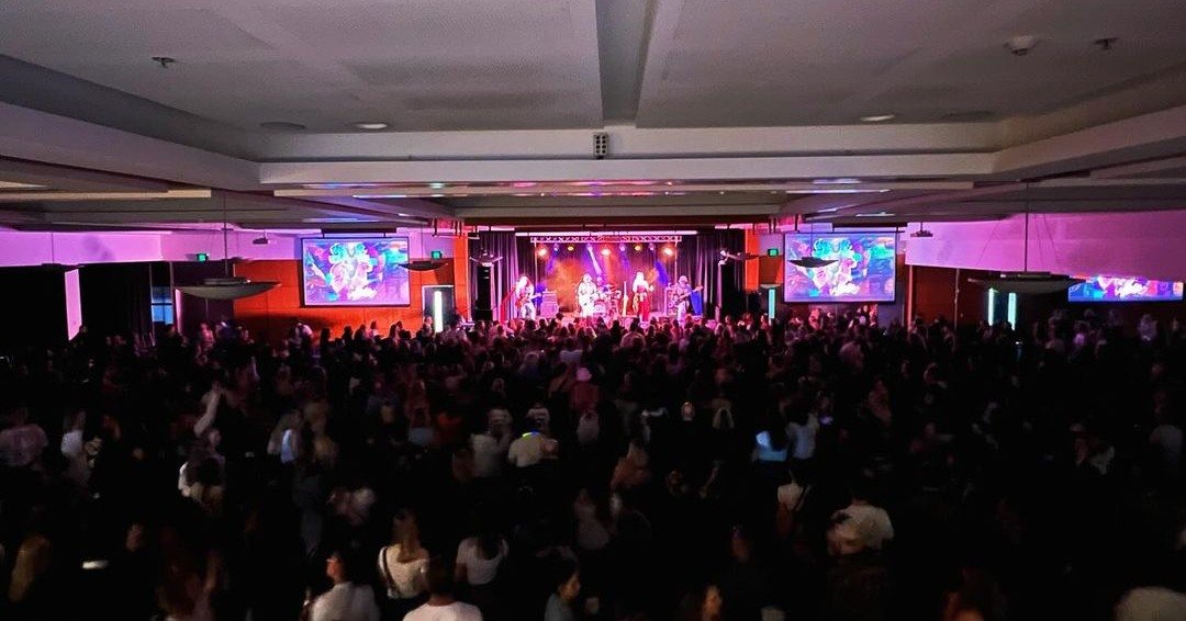 What a night we had on Saturday night singing and dancing with @never_ending80s! 🤩🎶

Missed out on tickets? Ready for round 2? Buy tickets for their 2nd show in July now! 

🗓️ Saturday 6 July 2024, Doors 7pm, Show 8pm
📍 Olympus Room, Hellenic Clu