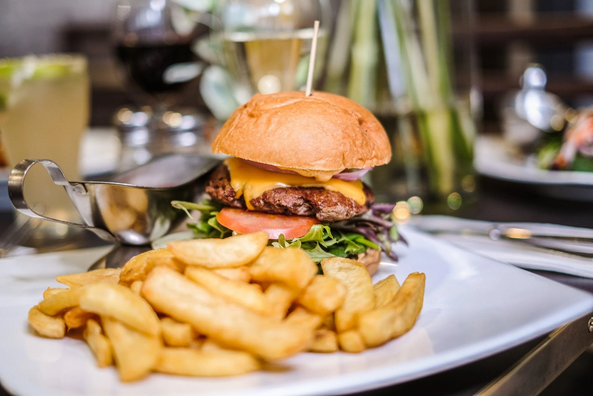 Have you tried the City's Boss Burgers?! 🍔😍

Choose from one of their 6 burgers with a side of chips AND onion rings for just $14.90! 😋

#HellenicClubCanberra 
*Thursdays &amp; Fridays 12-2:30pm at Hellenic in the City.